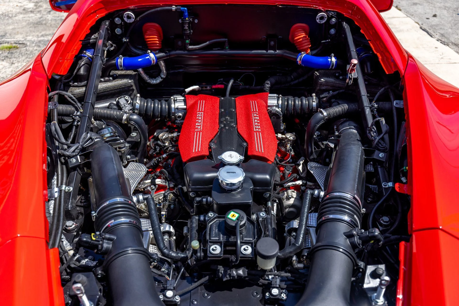 mph044_931300790_82e1b4110290460f8307e9da4b04957b_9bbf9b48c6