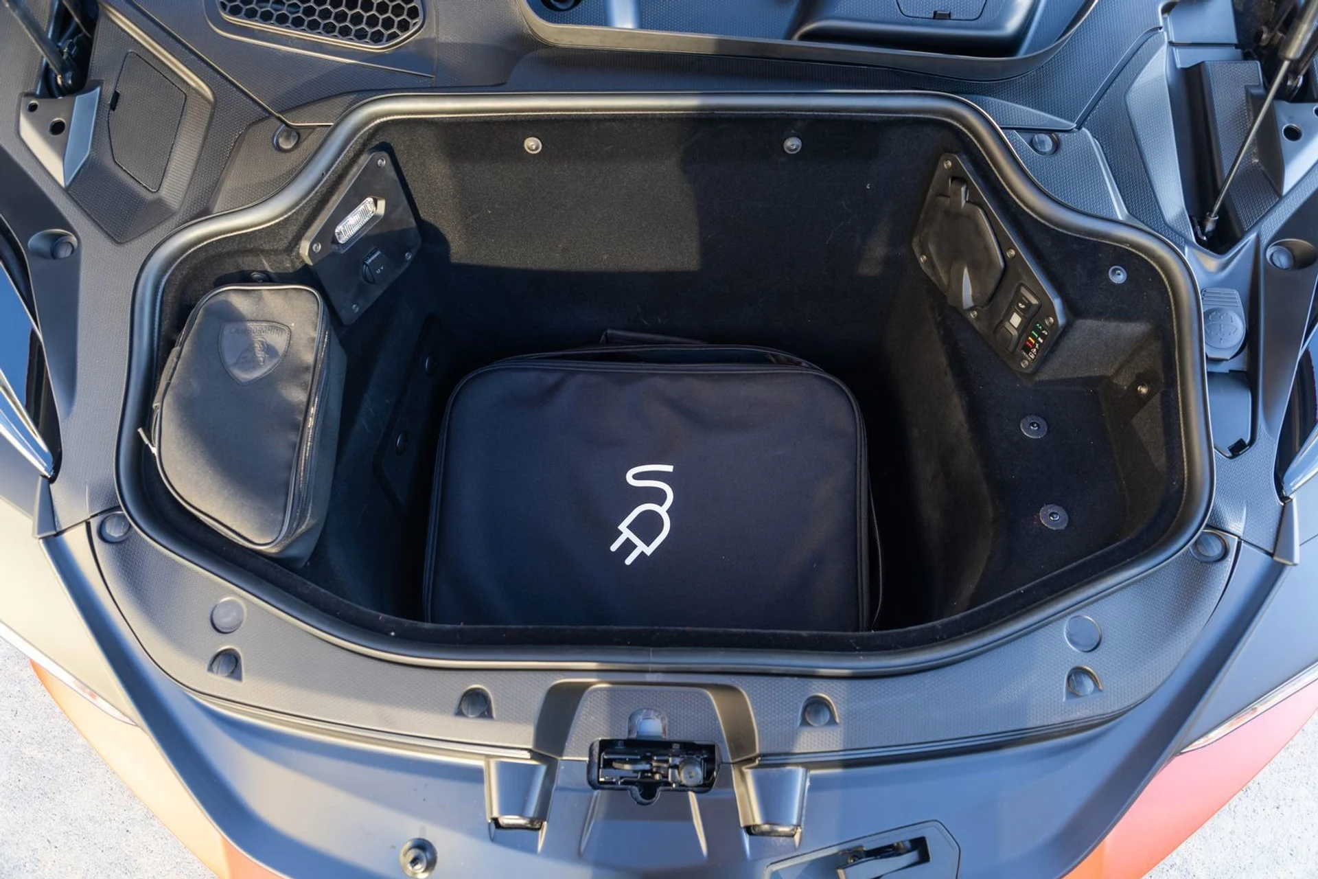 mph044_935071252_d25dd34c564749d49aae420693bba89d_39f10653b1