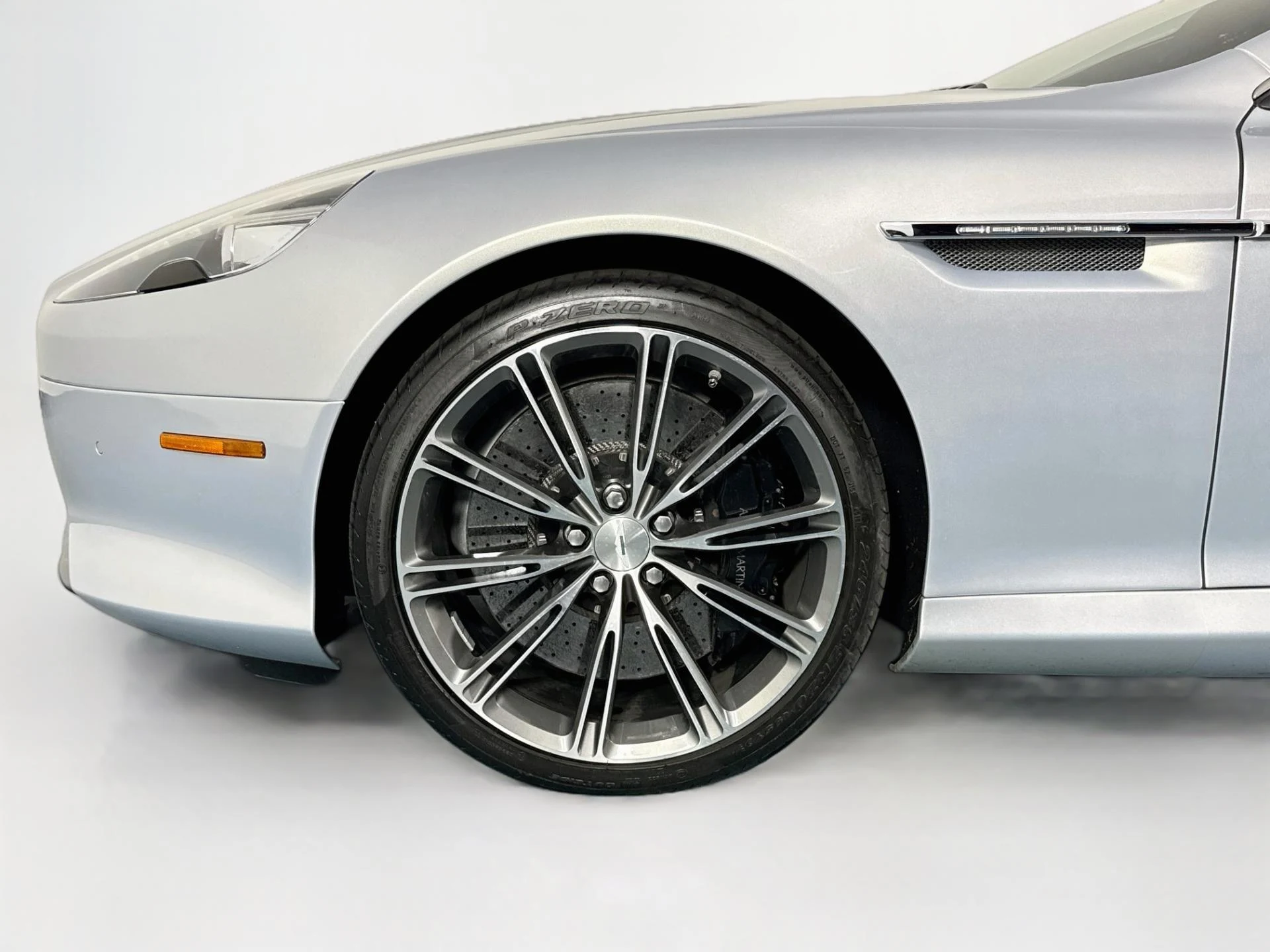 mph044_936999193_Used_2014_Aston_Martin_DB_9_1791837313_c822b9cf78