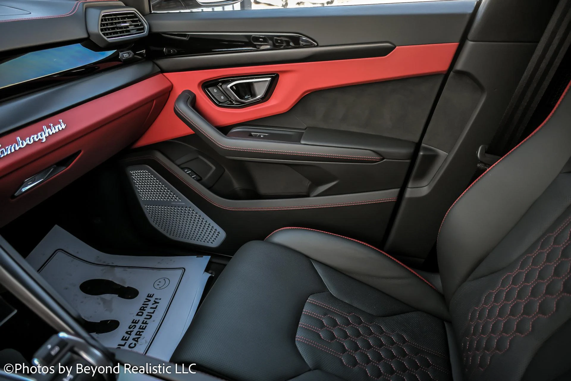 mph044_939581338_Used_2024_Lamborghini_Urus_S_1769853135_a97e21aaae