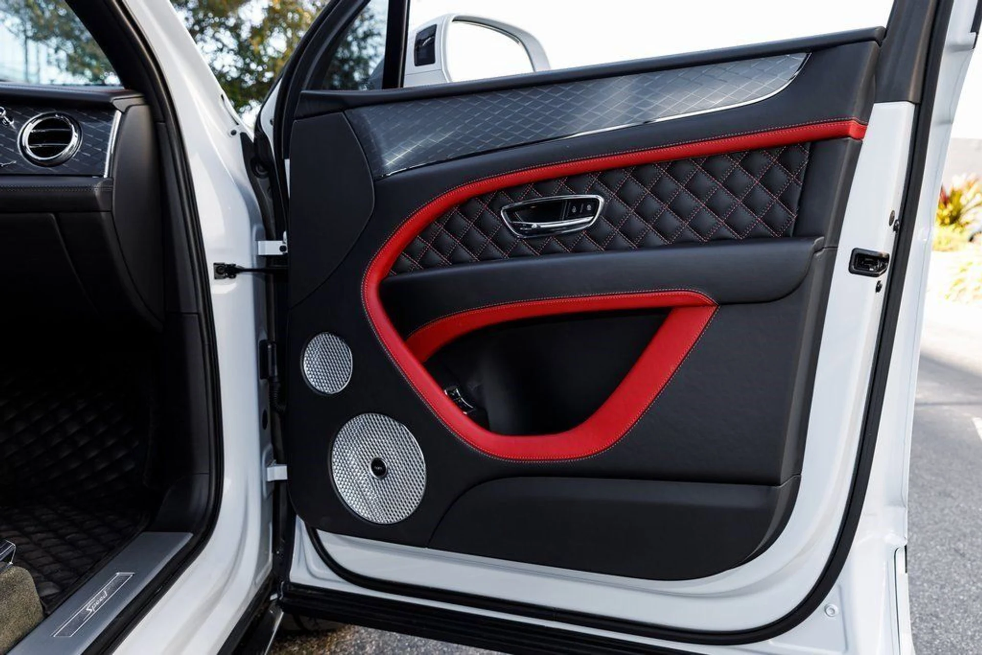 mph044_943438135_c4d8c4253f53a8aa4bf67fd9a65280cb_b2cff5041a