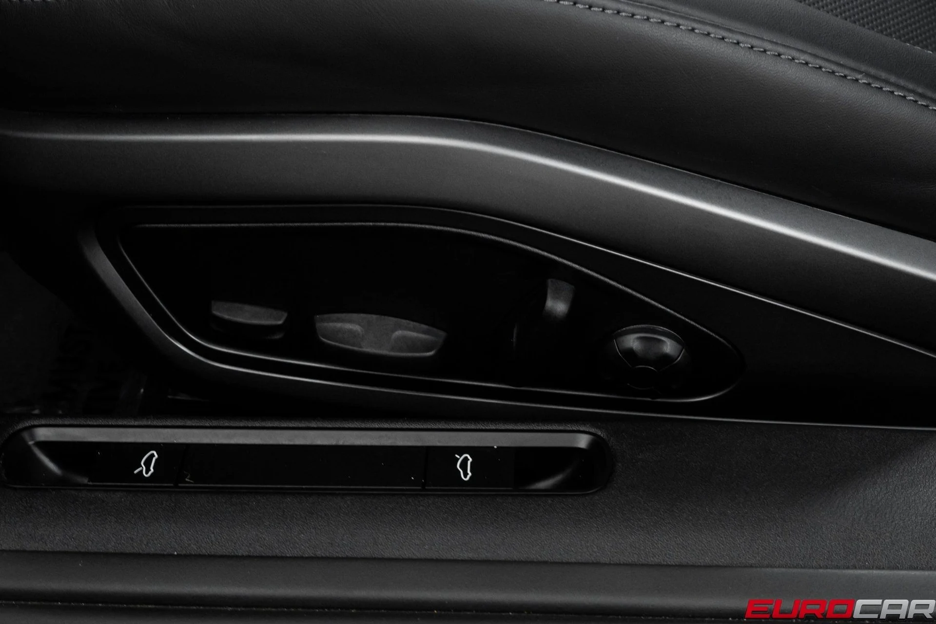 mph044_948006161_image_45_a659b6dbe2