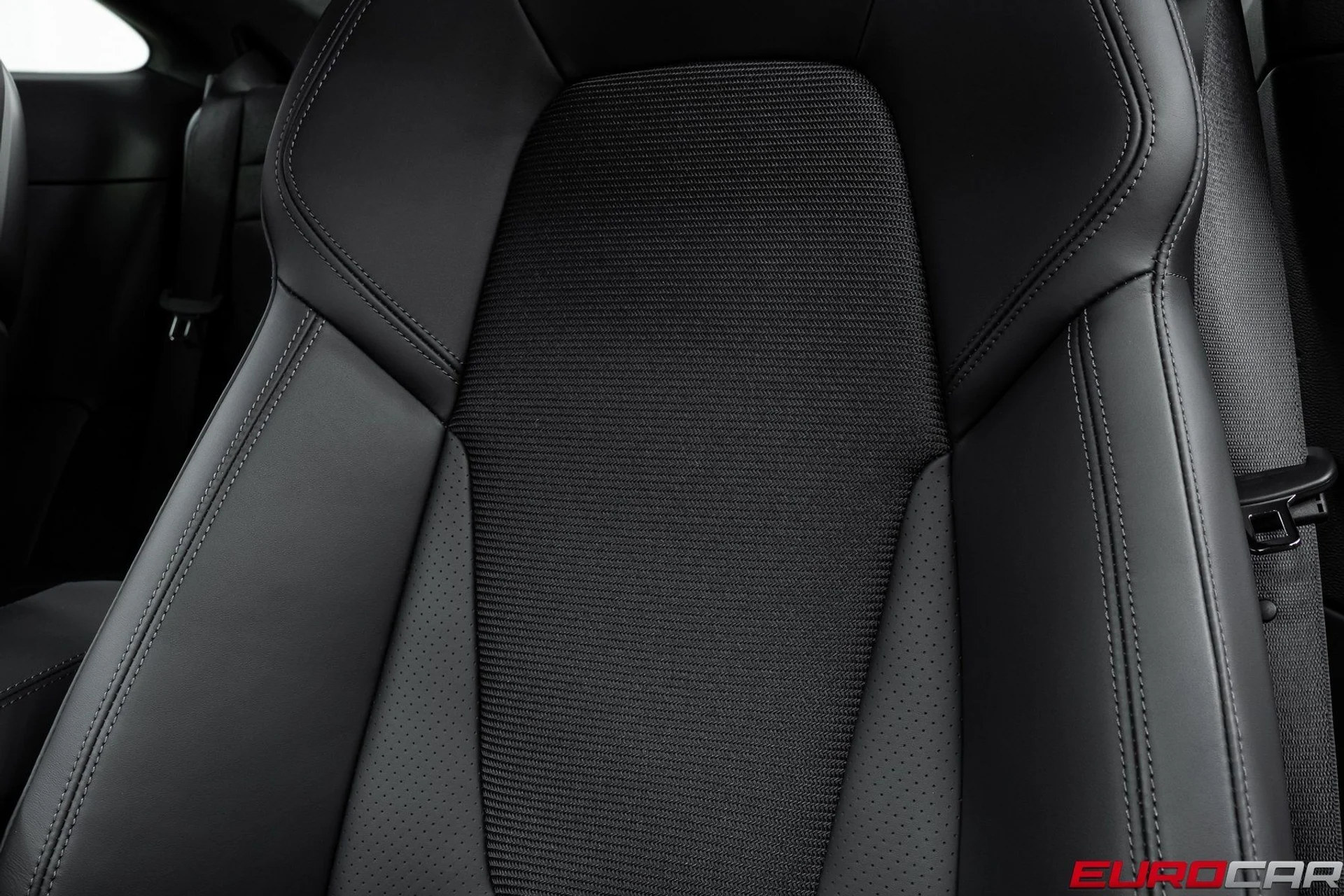 mph044_953622359_image_45_2e97964d9f