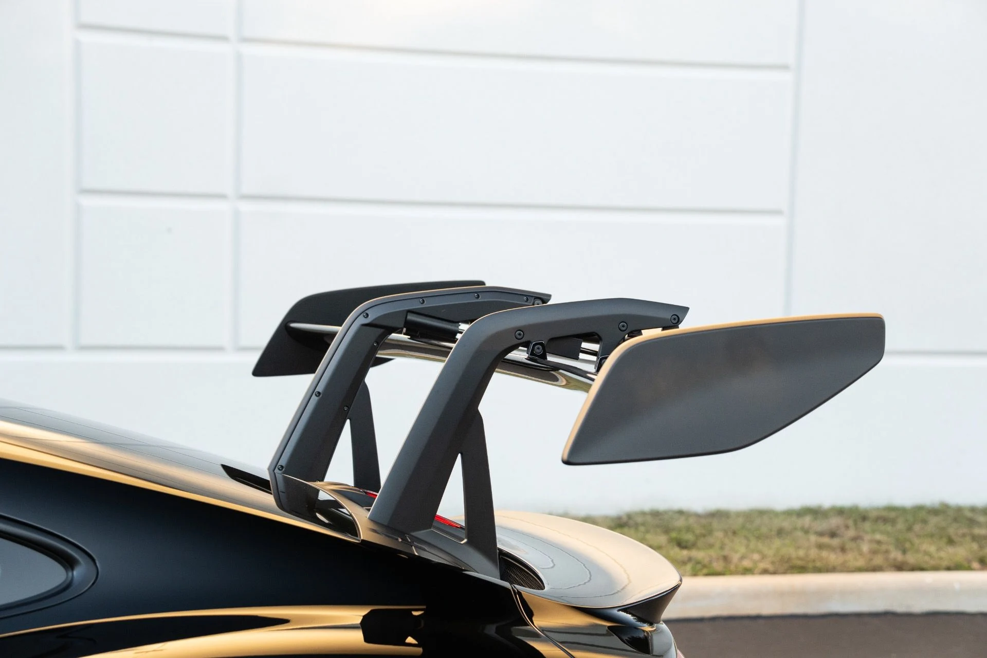 mph044_970617610_Used_2025_Porsche_911_GT_3_RS_1770101342_41367f11d0