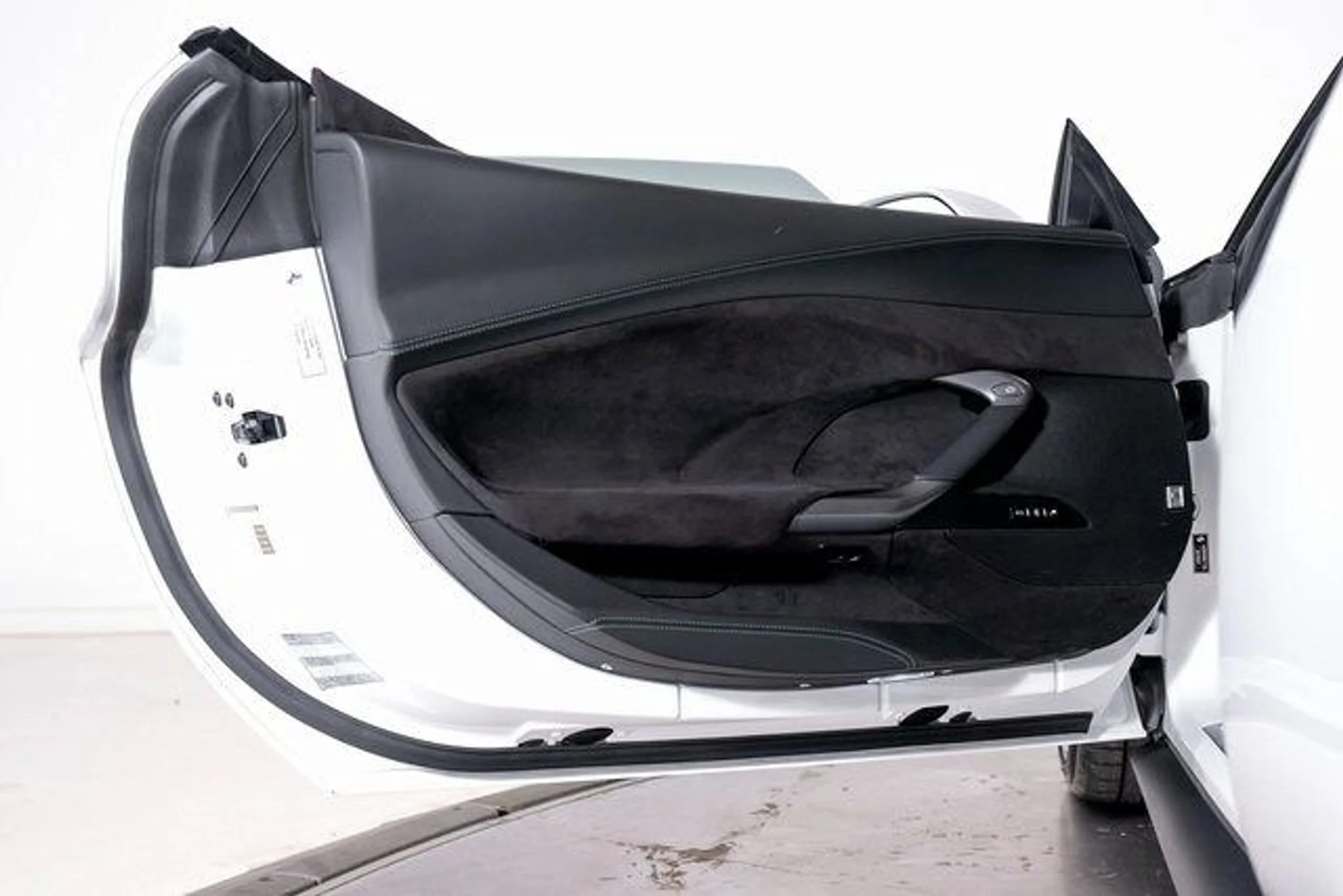 mph044_971920657_22c2e558ad398436bbd60f91f22a06dcx_a4181b7728