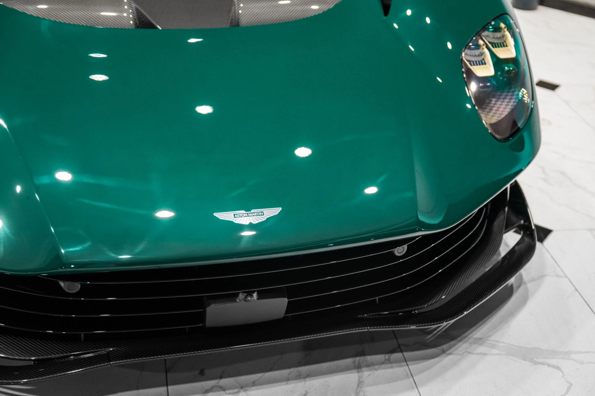 mph044_97952859_New_2026_ASTON_MARTIN_VALHALLA_COUPE_1775321272_22cd6eb361