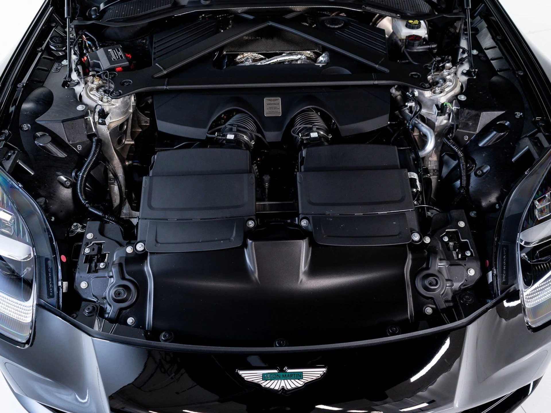 mph044_995029706_2ebedf2827d403ae4ead921153d50fcc_44ad7ddc5b