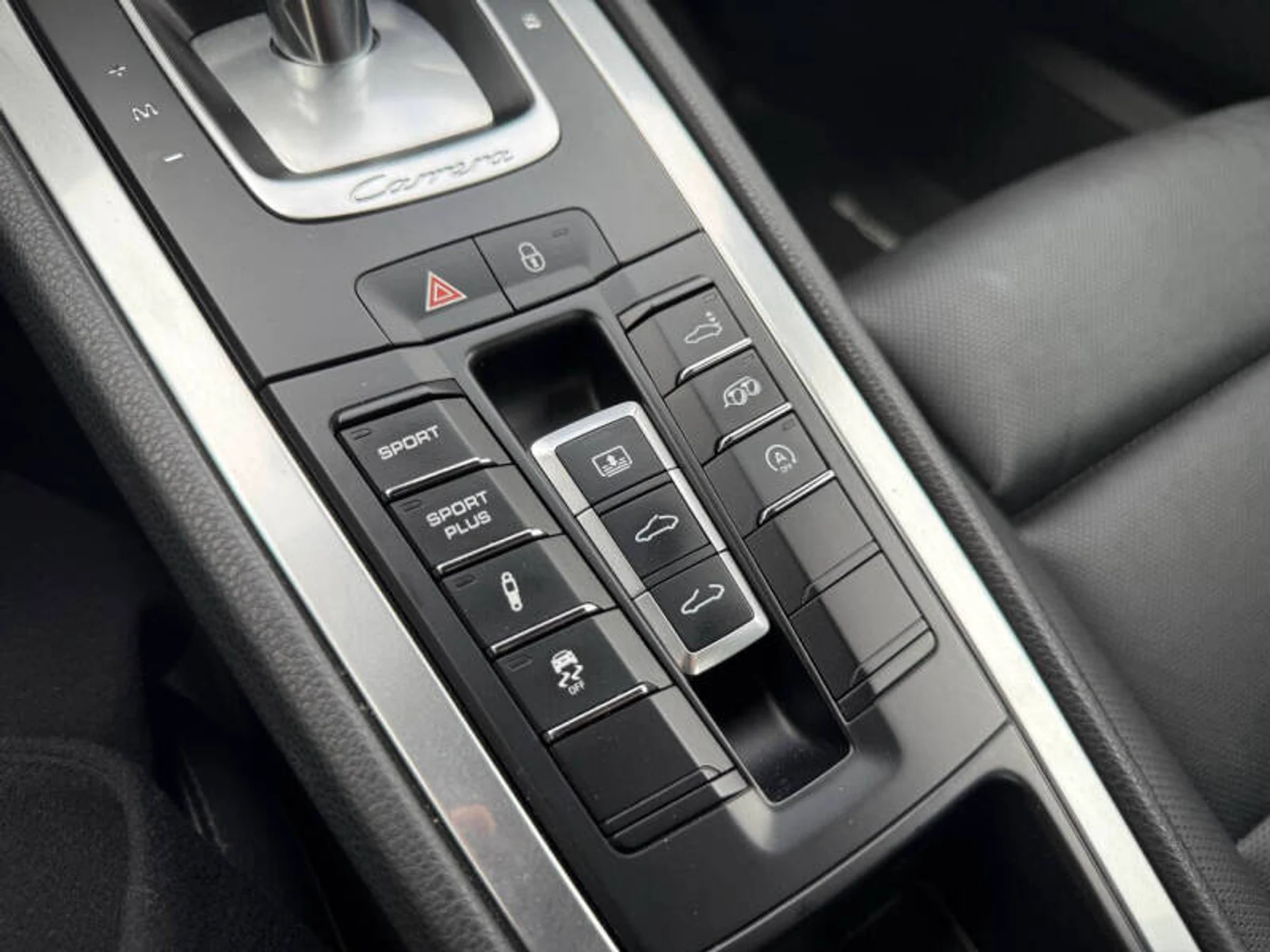 mph044_997151240_2014_porsche_911_carrera_s_2dr_coupe_19f0ce9d0a