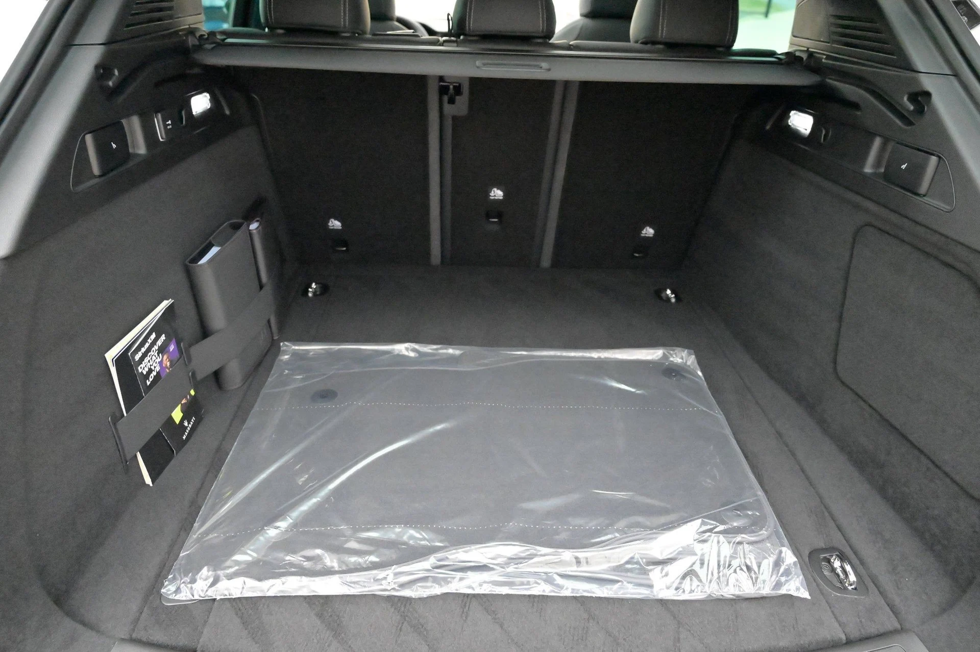 mph045_1000632077_a18d8e58631d43db93bbf42dff6a6c18_a588986b6b