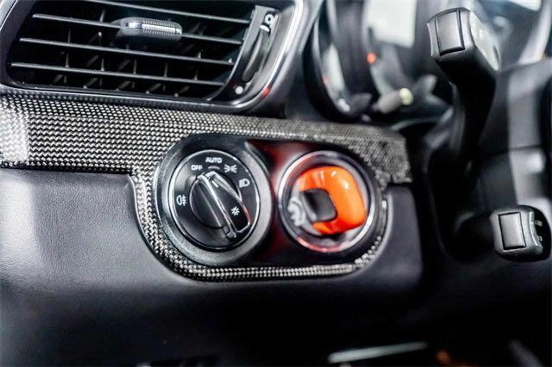 mph045_1006721513_Kkj_Ckk5u_Es_j_R_So_Mn_QM_Faokg6_A_5bc28995c8