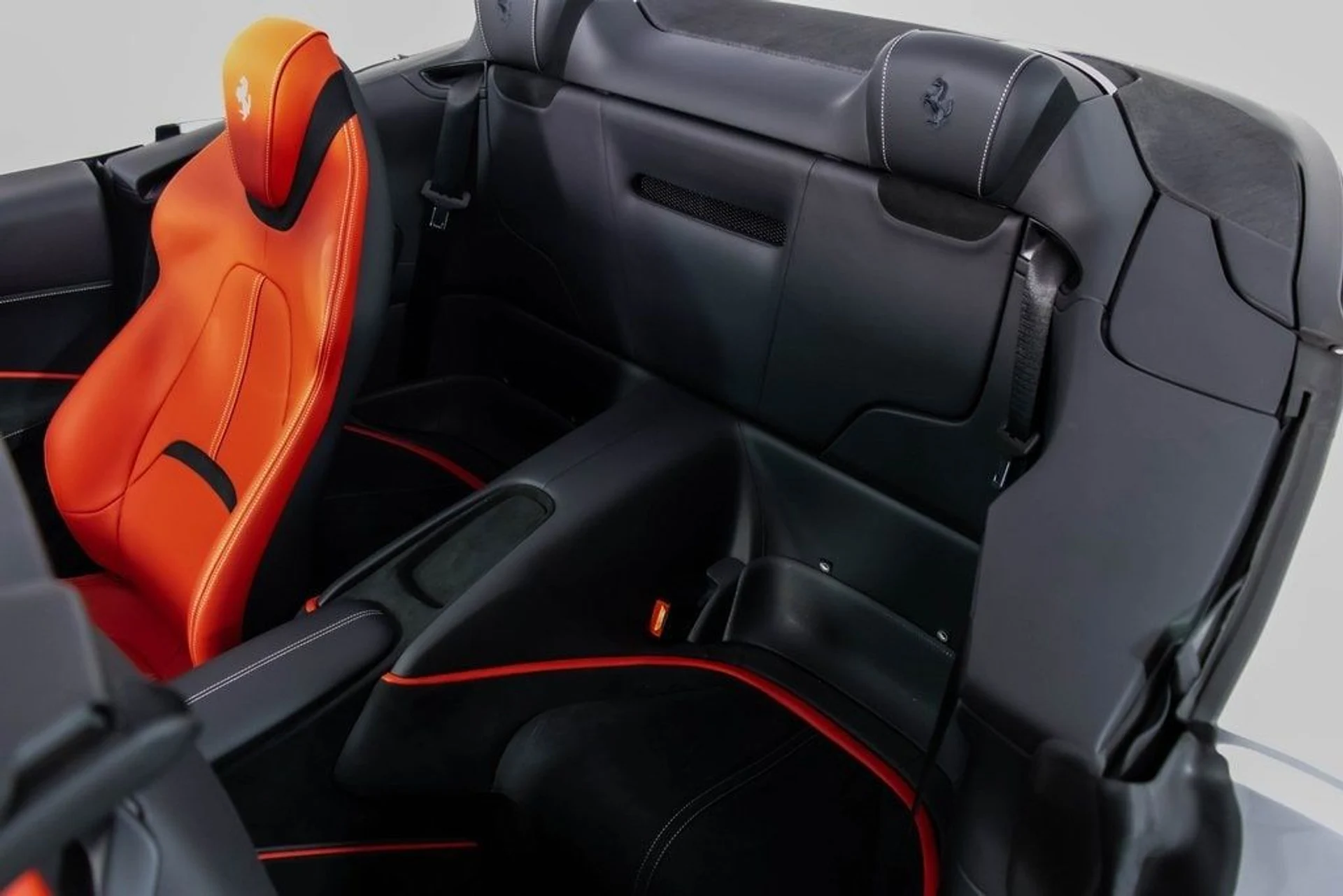 mph045_1008127858_545cd0769bcce25c3ebddbf0baa7d504x_a33b91f8d0