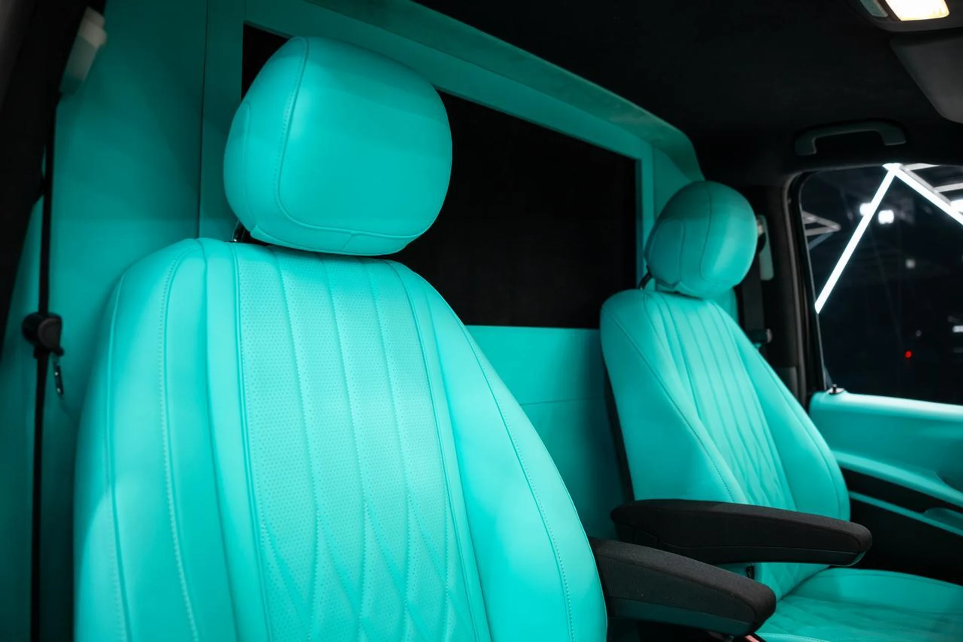 mph045_1013522407_c3d77429b3942c3083215cb71cb4bc56_3b8ae3d0e1