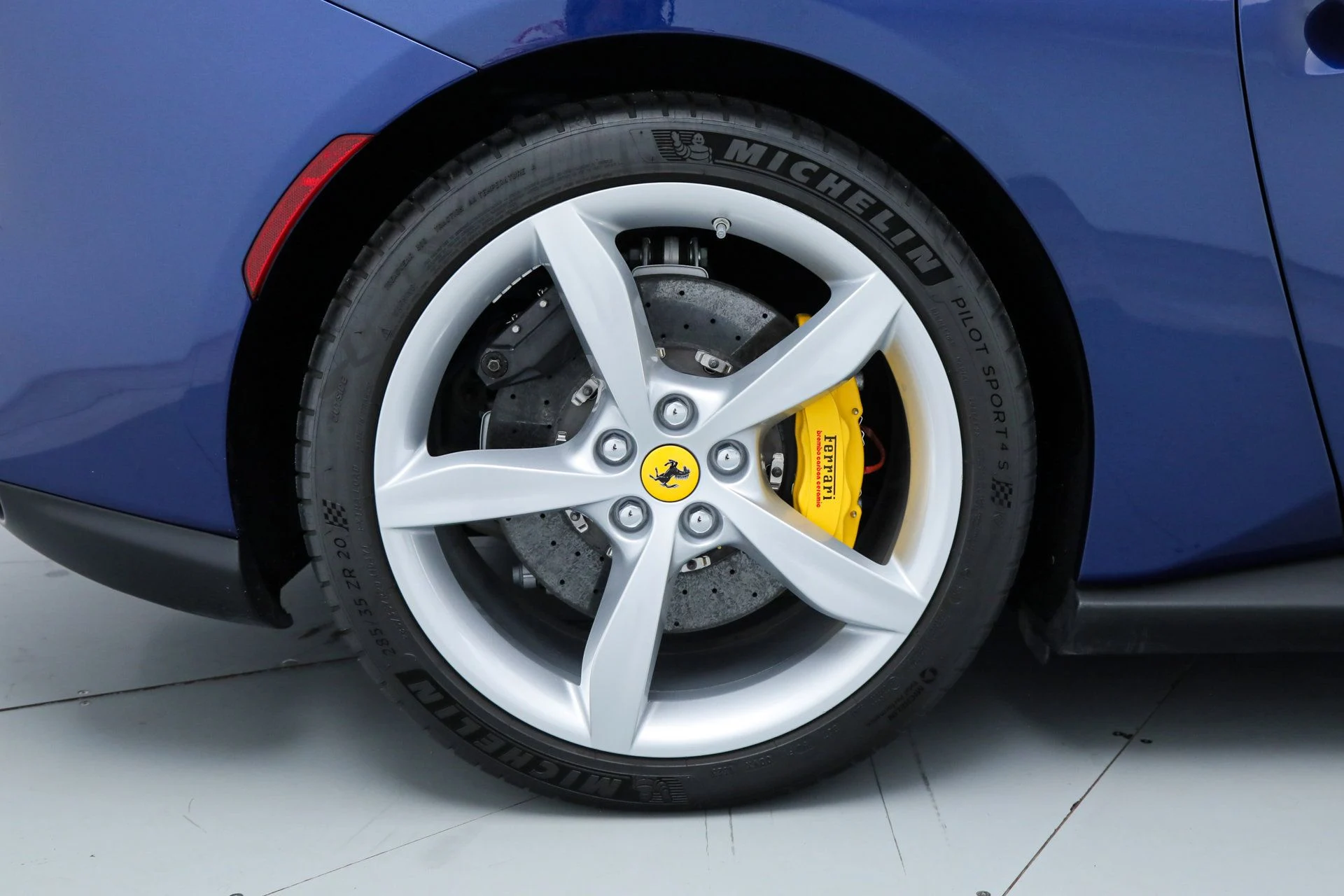 mph045_1014203681_a1f8f35b92850bf7db7f5154cadf8cbb_30275f899c