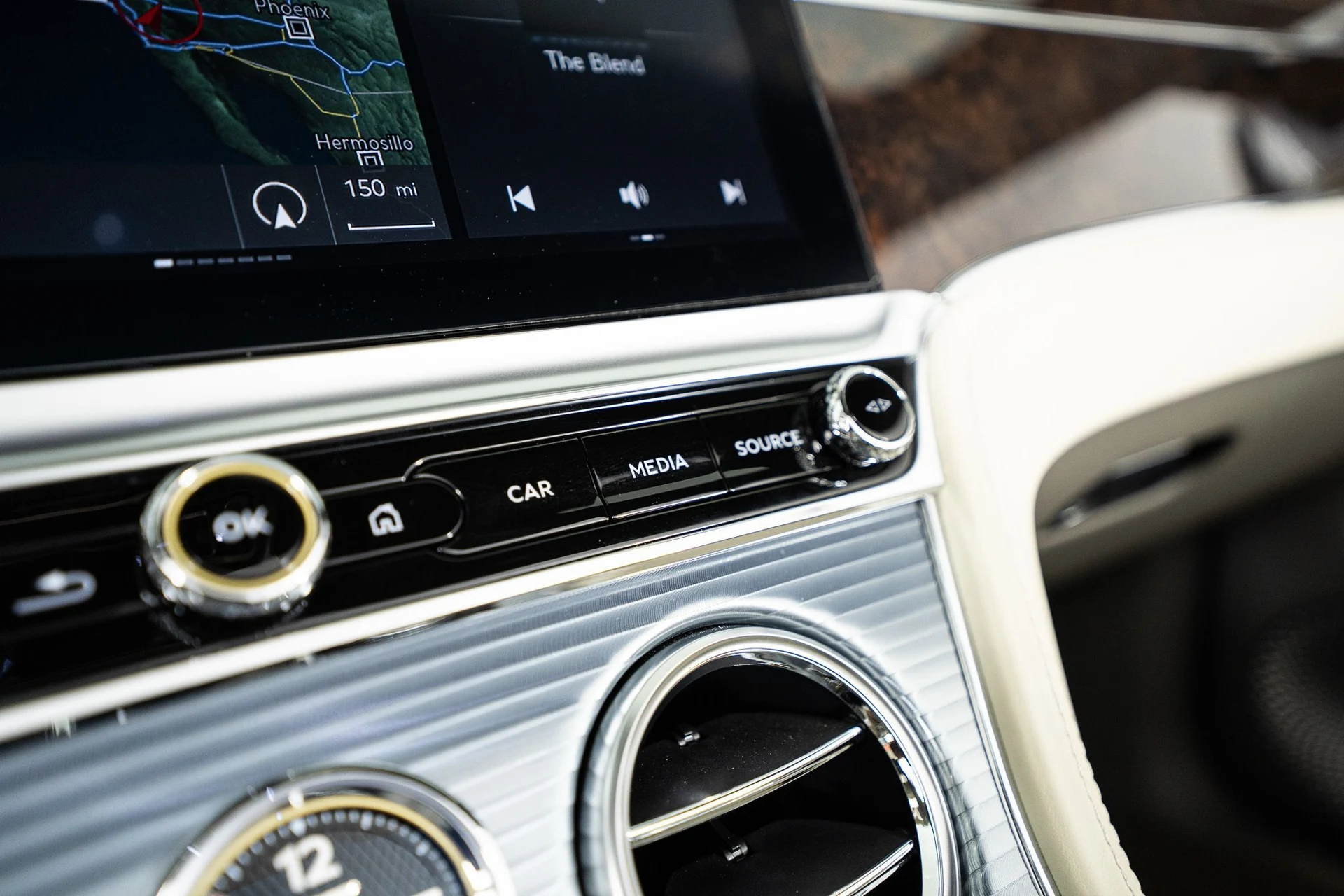 mph045_1031585534_9c91f6d0_7c6f_4c73_b614_3fc91a42bc77_b0e56cbb64