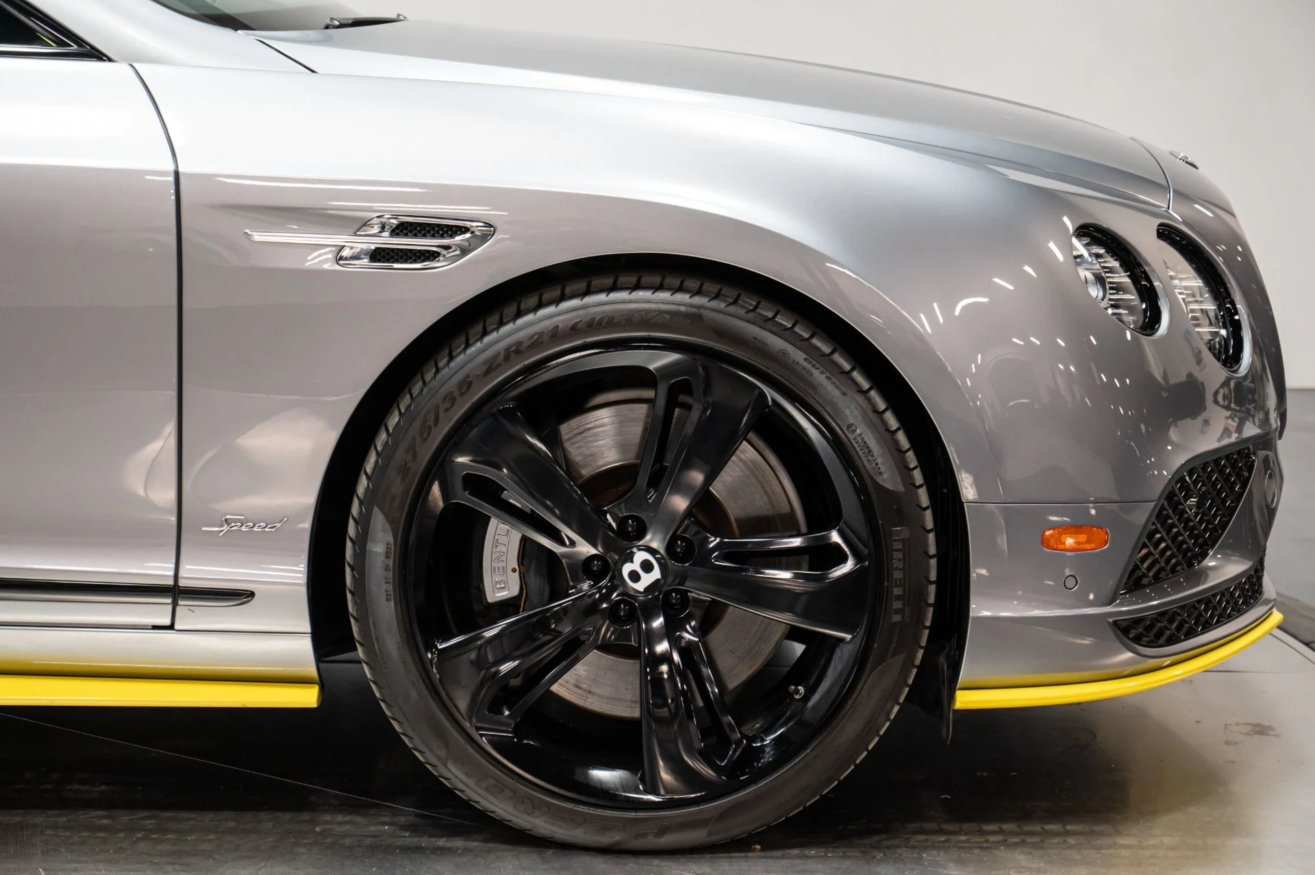 mph045_1073555388_Used_2017_Bentley_Continental_GT_Speed_1758223398_40816e12fa