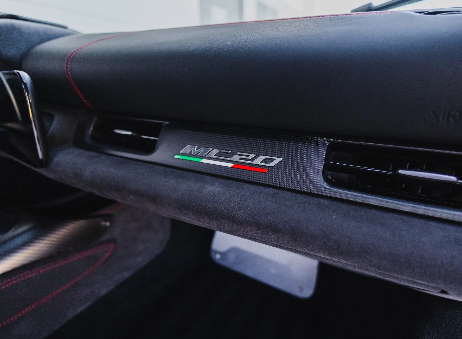 mph045_1081518078_899d7216bbc0a0ccad85e3f35e3e74b6x_0b3f462e8d