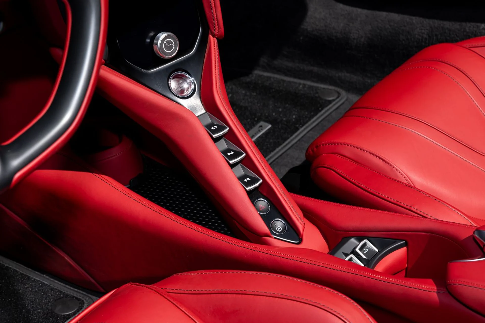 mph045_1107265990_550_p56_l_7ab6adf84b