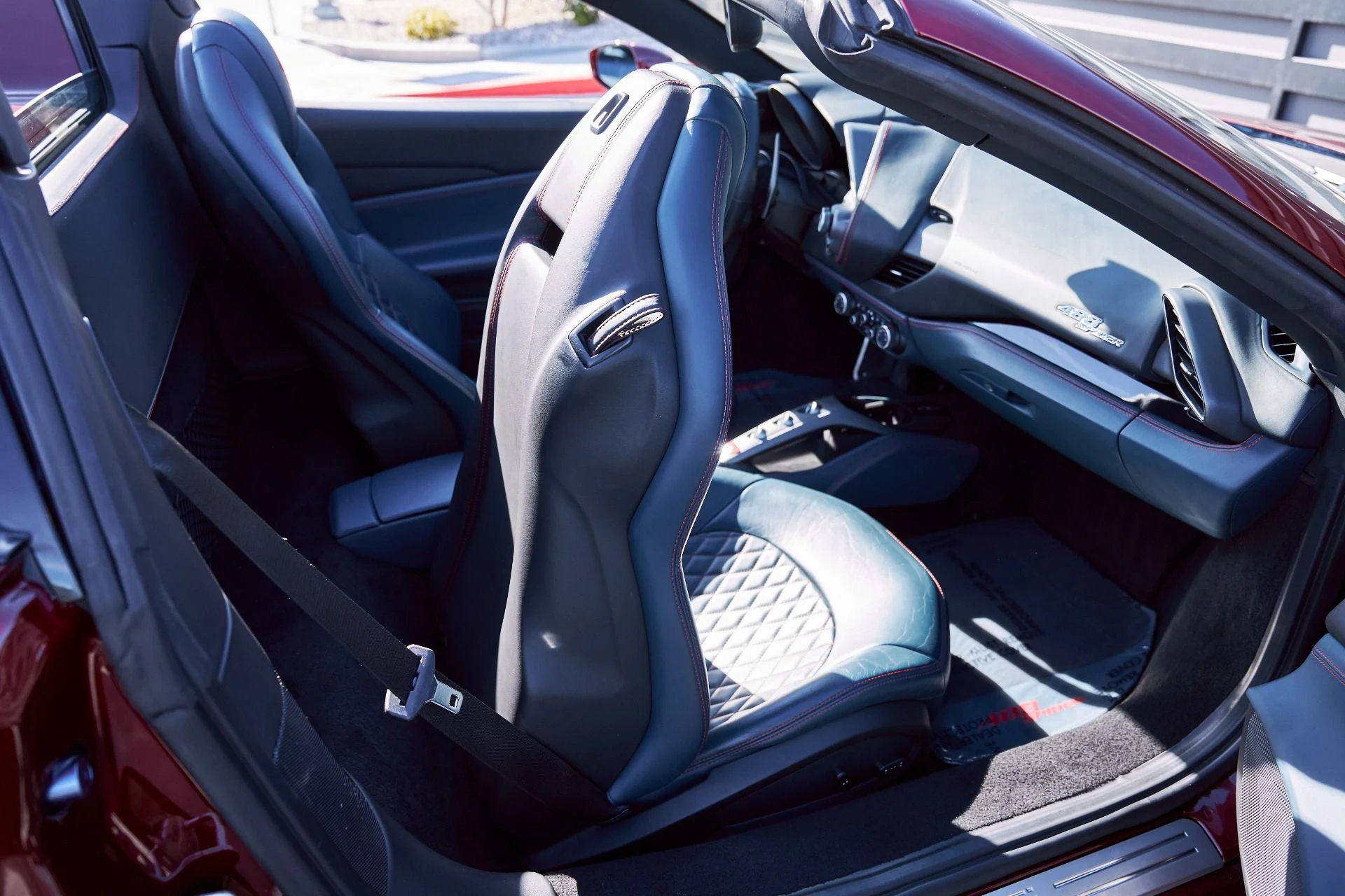 mph045_1110435501_Used_2019_Ferrari_488_Spider_Base_1769555060_e883caf0e3