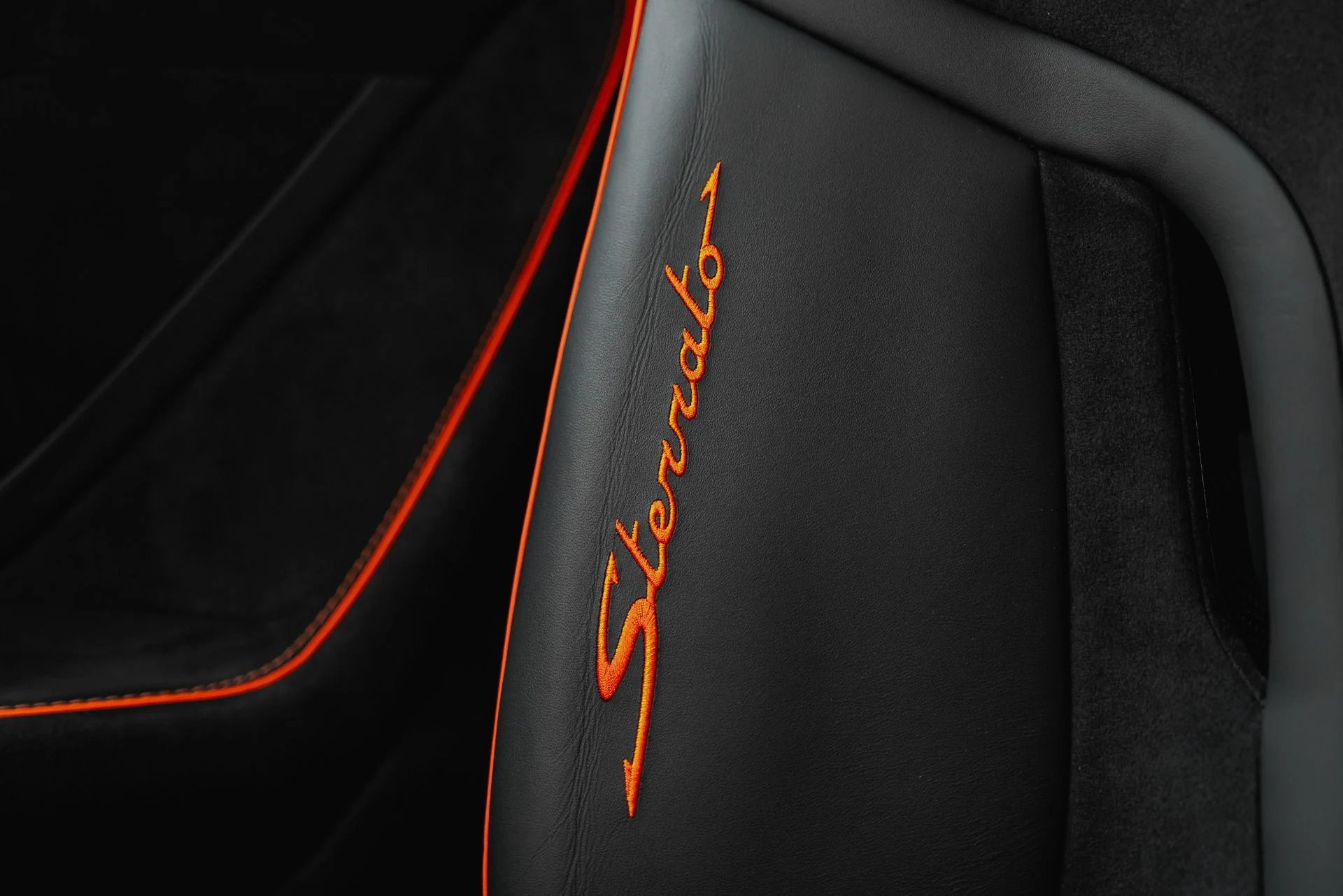 mph045_1125677671_Used_2024_Lamborghini_Huracan_Sterrato_1786041528_739973aaf7