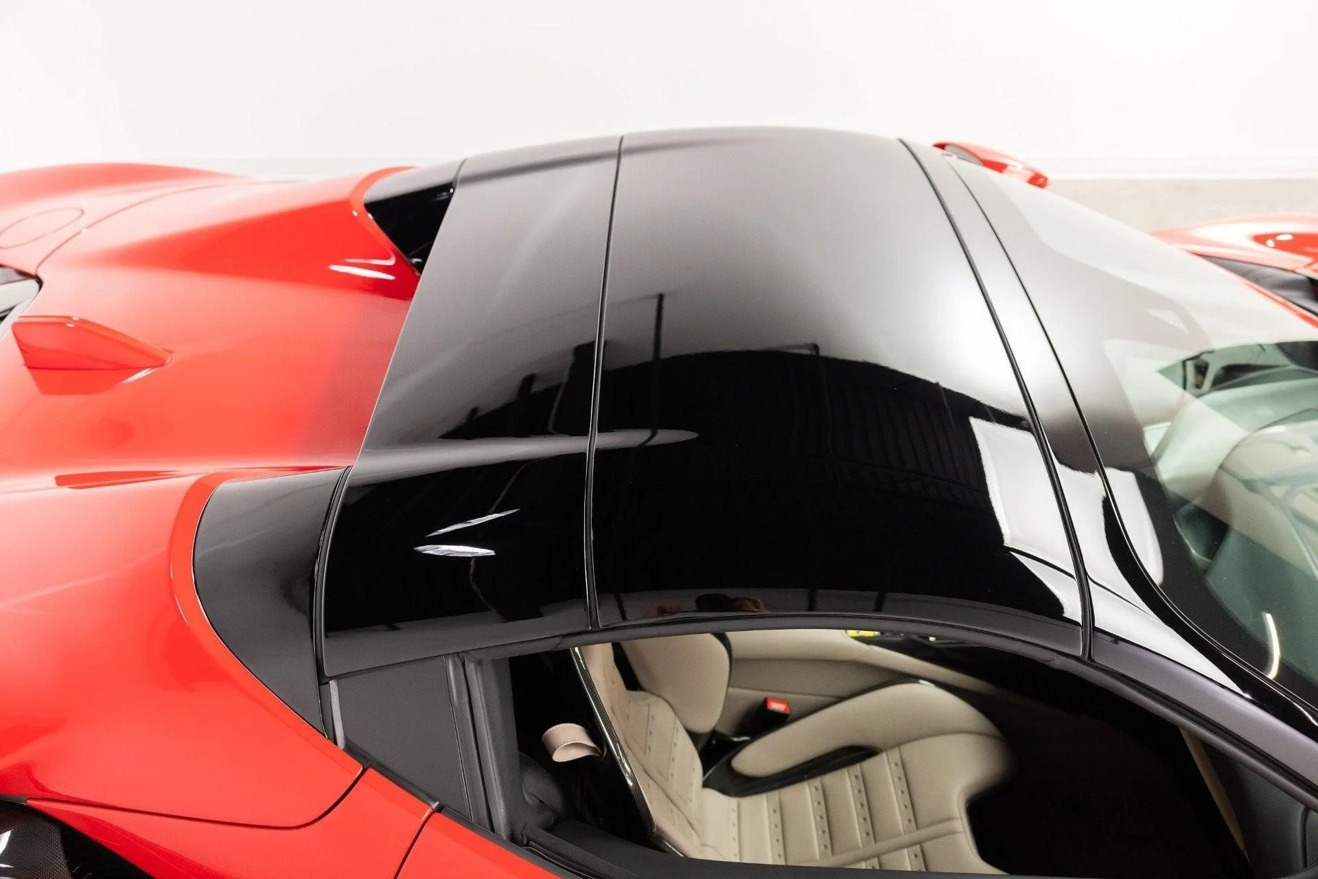 mph045_1145828094_Used_2022_Ferrari_SF_90_Spider_1788255978_c525580017