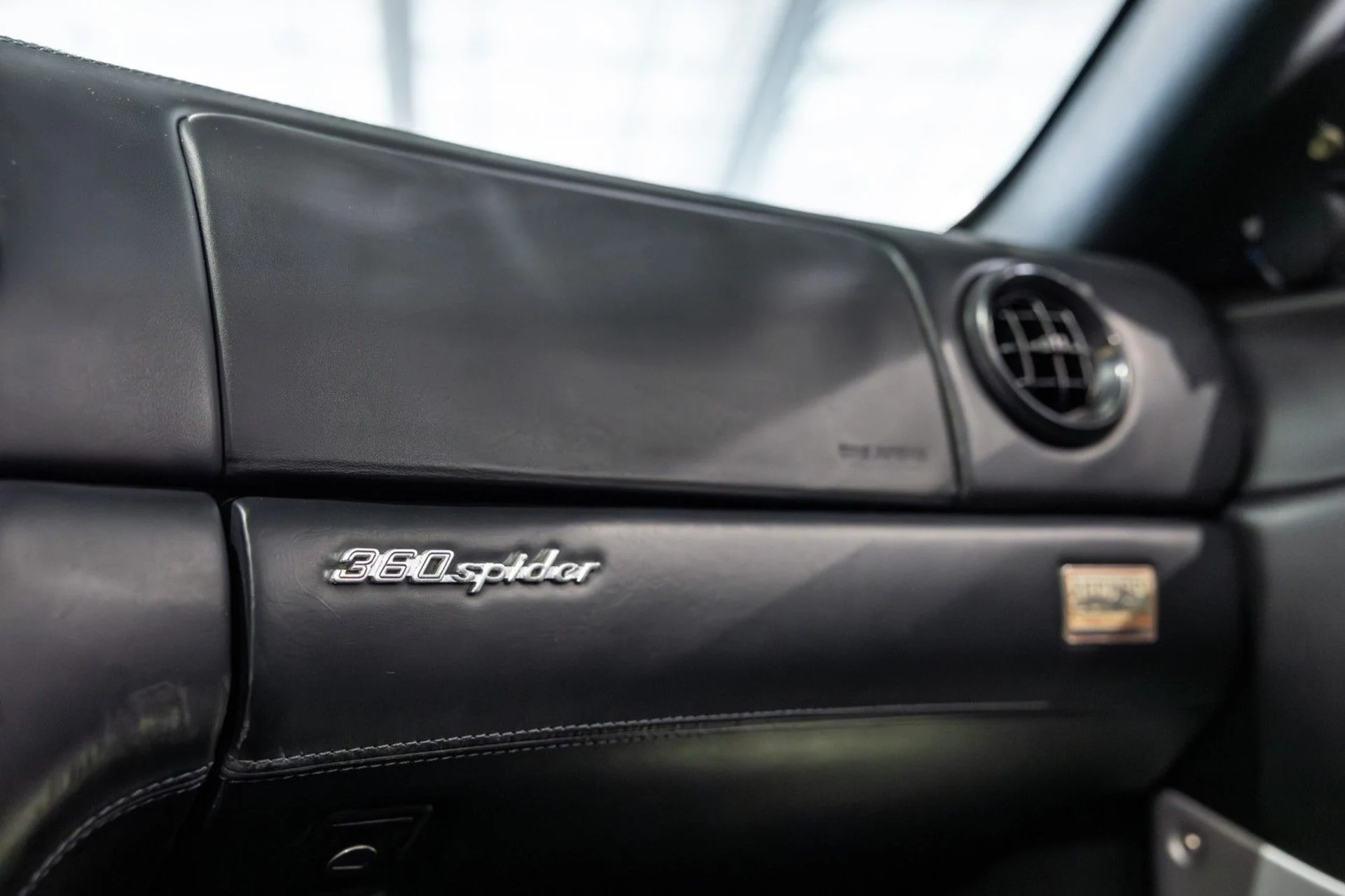 mph045_1148429990_Yw_420e515b41