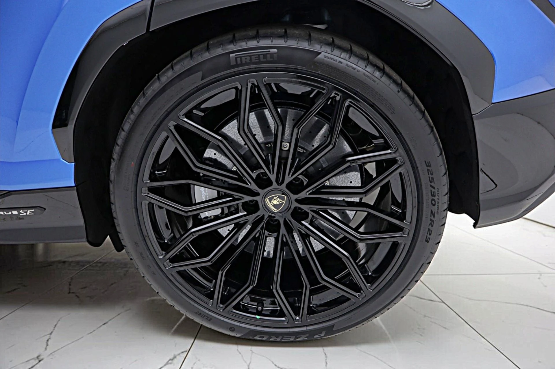 mph045_1169796141_New_2026_Lamborghini_Urus_SE_213e888ddd