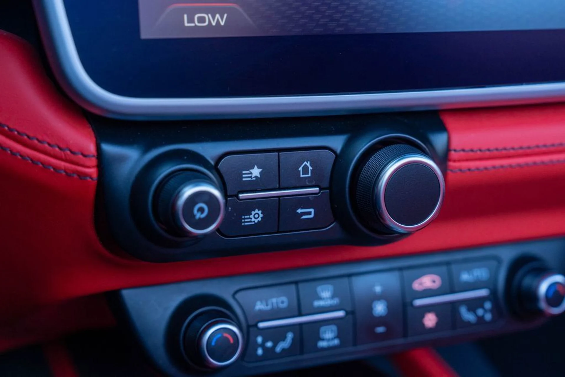 mph045_1177471683_b5004413953443ee8070a2342d169137_303d3c6247