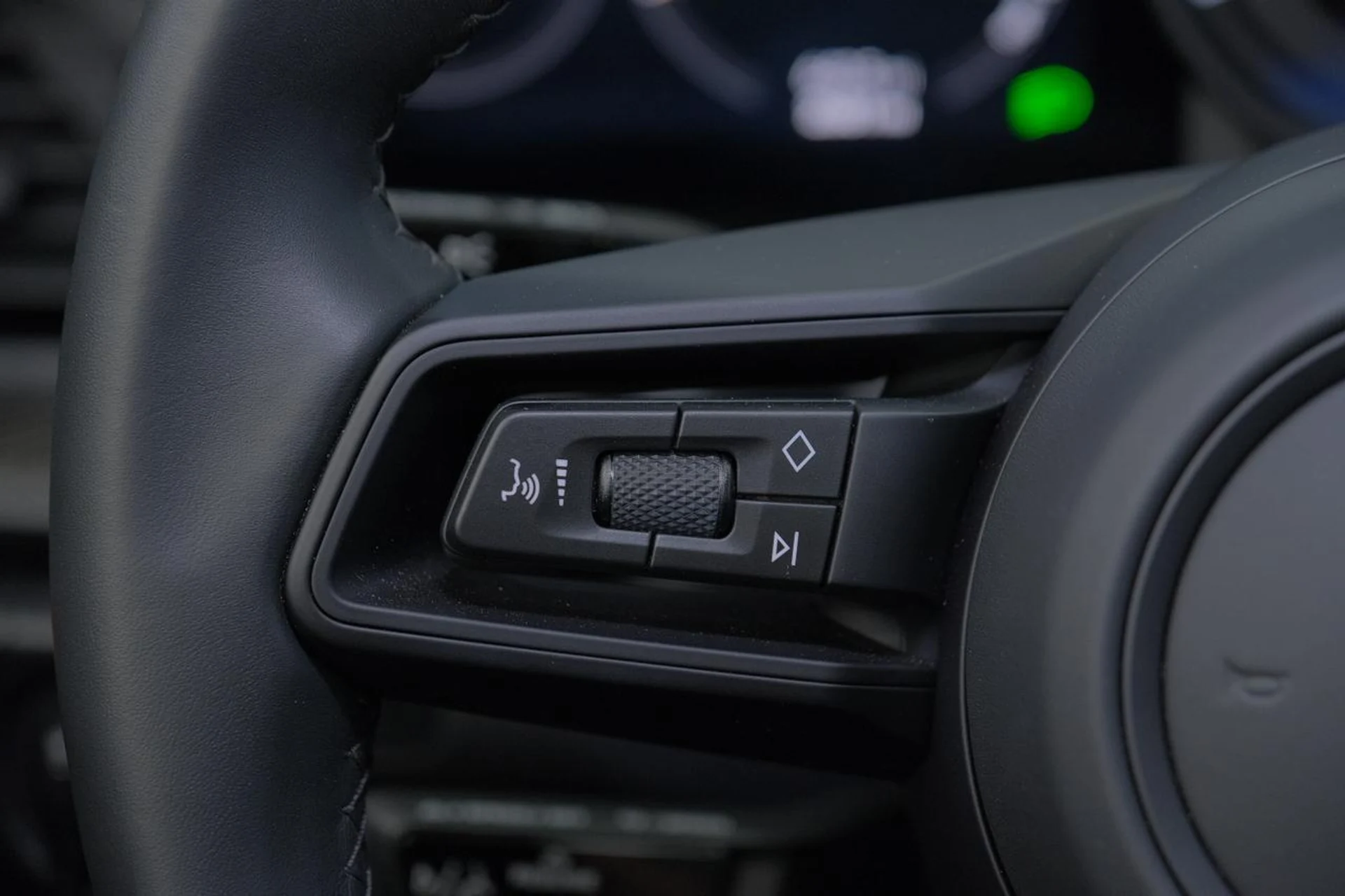 mph045_1178872191_9ad087a12828fe22fdc8c9884313719a_b1c3cbf4d1