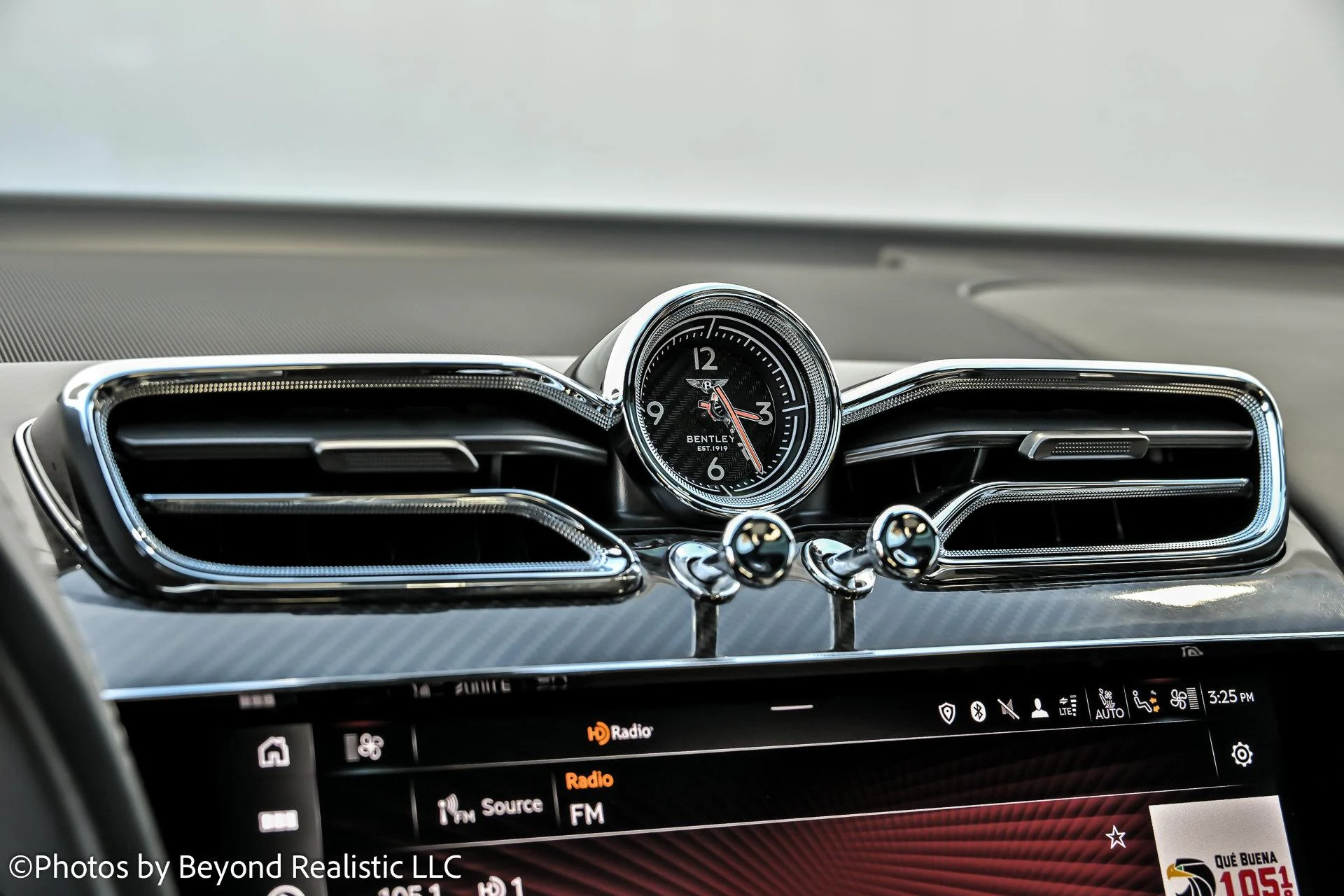 mph045_1186083390_Used_2021_Bentley_Bentayga_V8_First_Edition_1762852469_a05befa467