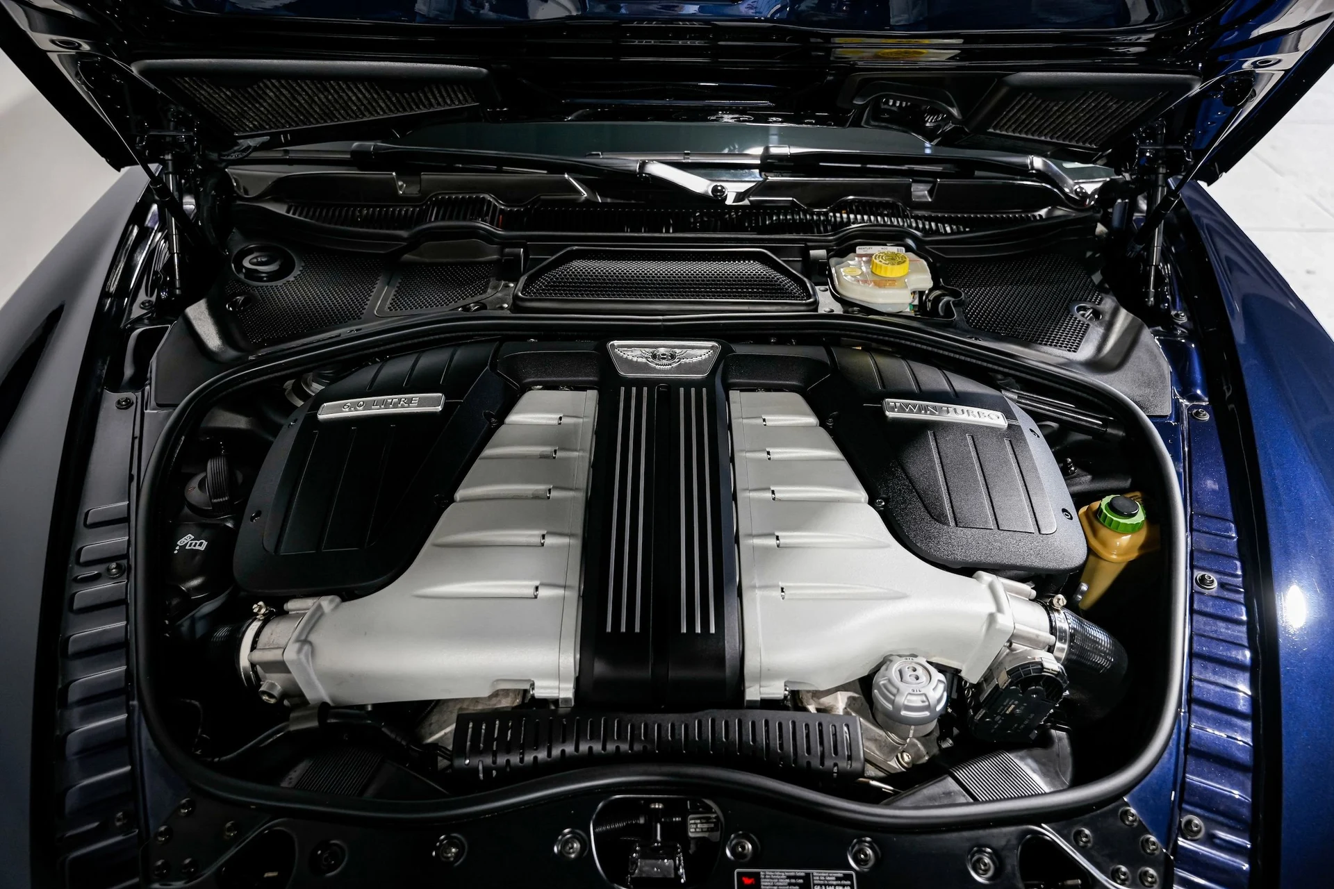 mph045_1187137689_280ee0792760a38bd9fbb114e8bd0787x_734e016a30