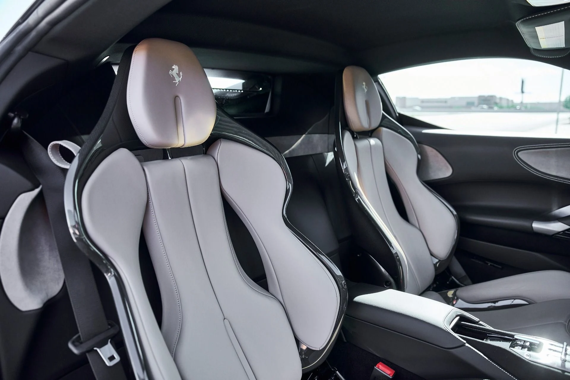 mph045_1204723794_Used_2023_Ferrari_SF_90_Stradale_Base_1771034660_6d976f45cd