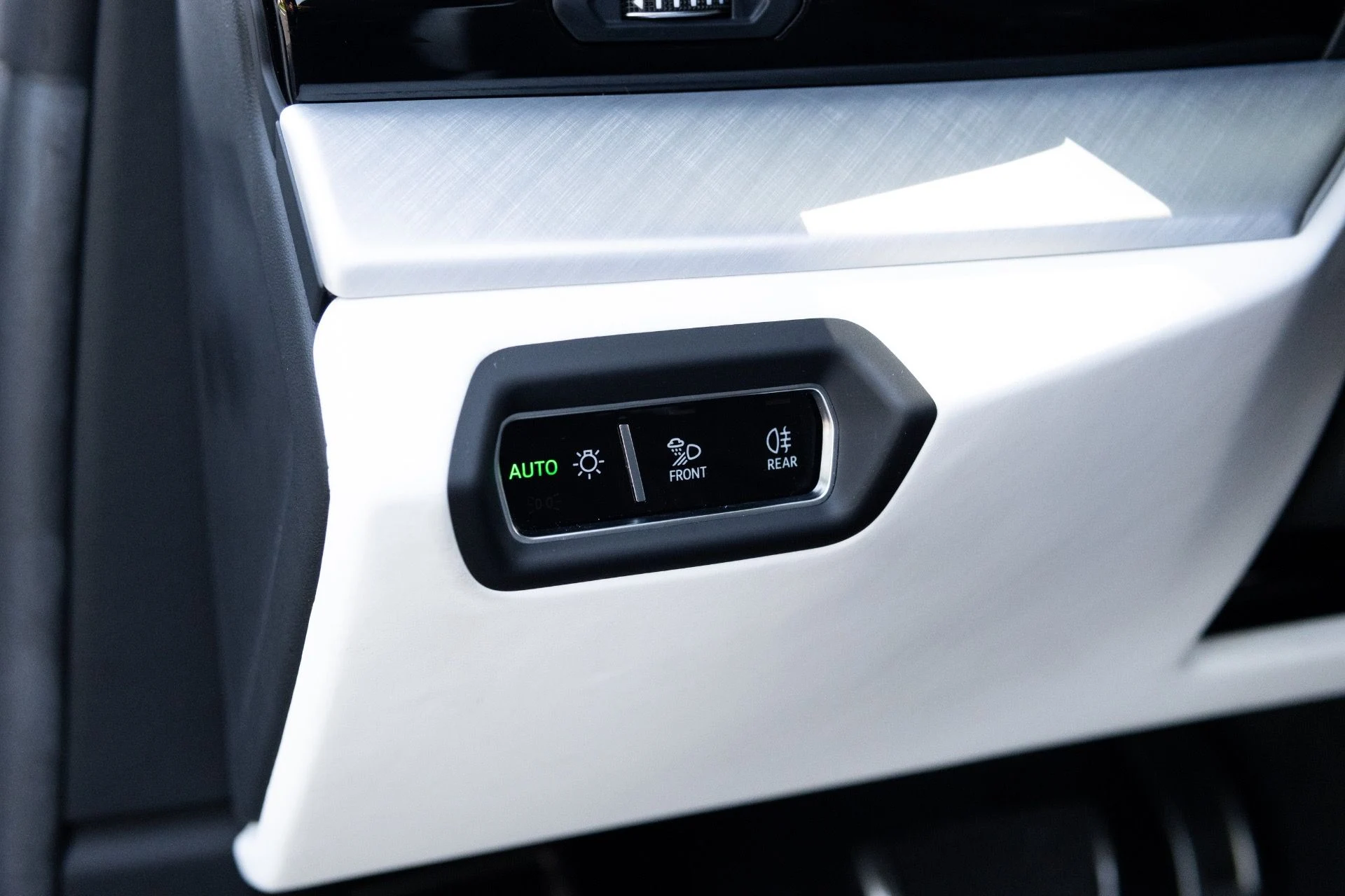 mph045_1208137329_Used_2023_Lamborghini_Urus_S_1780940773_03bbff7634