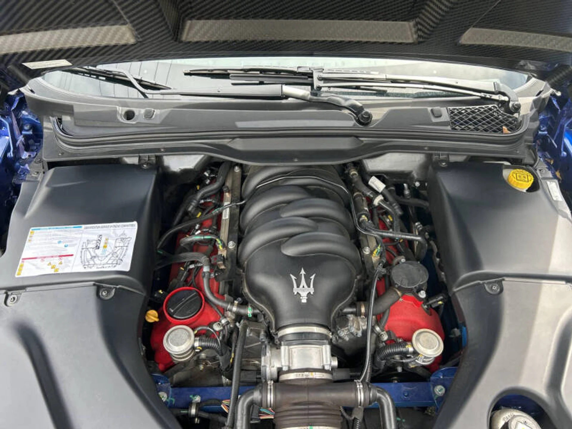 mph045_1220970380_2016_maserati_granturismo_mc_2dr_coupe_61c07a5a46