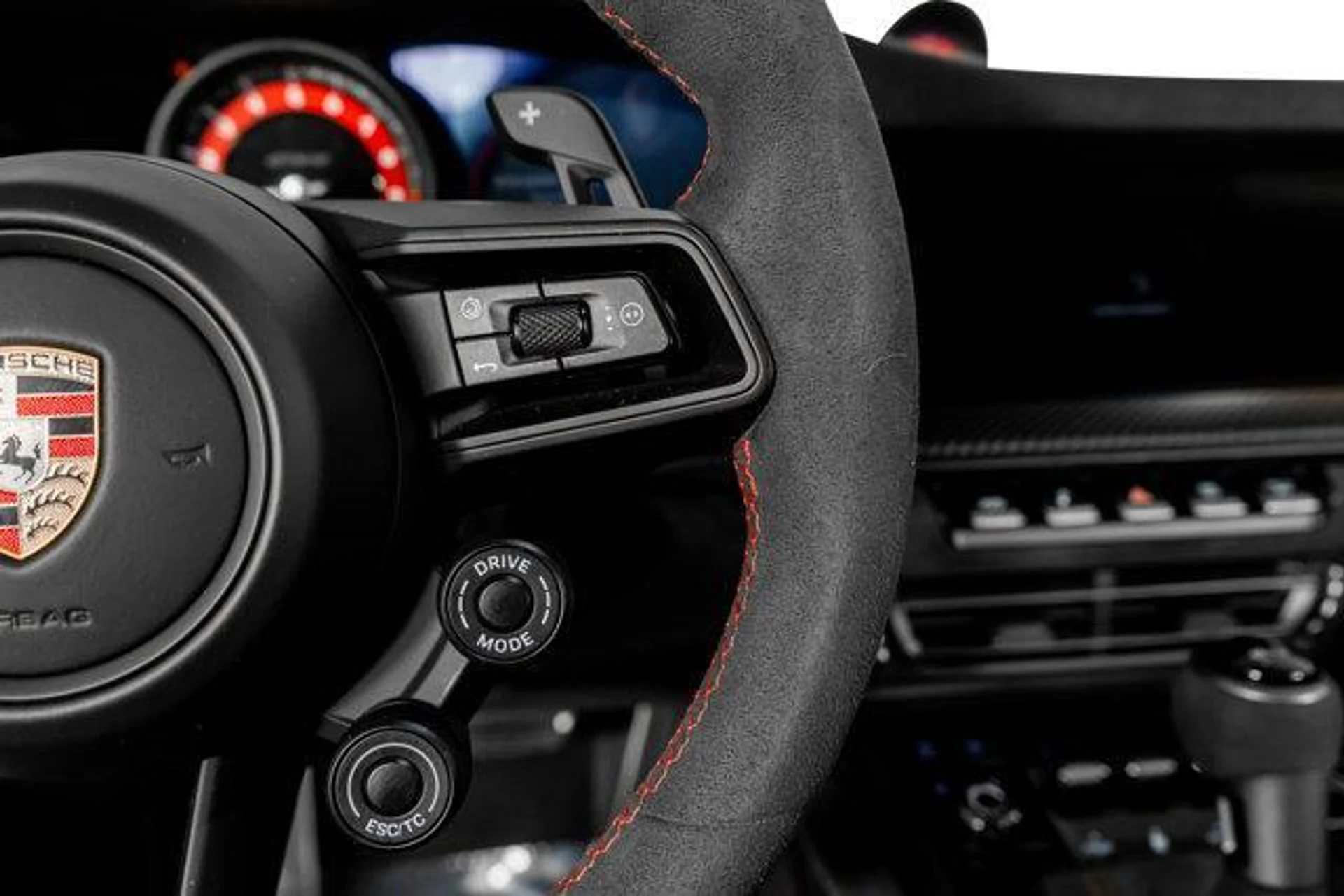 mph045_1230769207_ND_Go_M_Wf_XBH_Kx_C_Iiz_Ly9_Ywip_RKH_4_2d7b7753ec