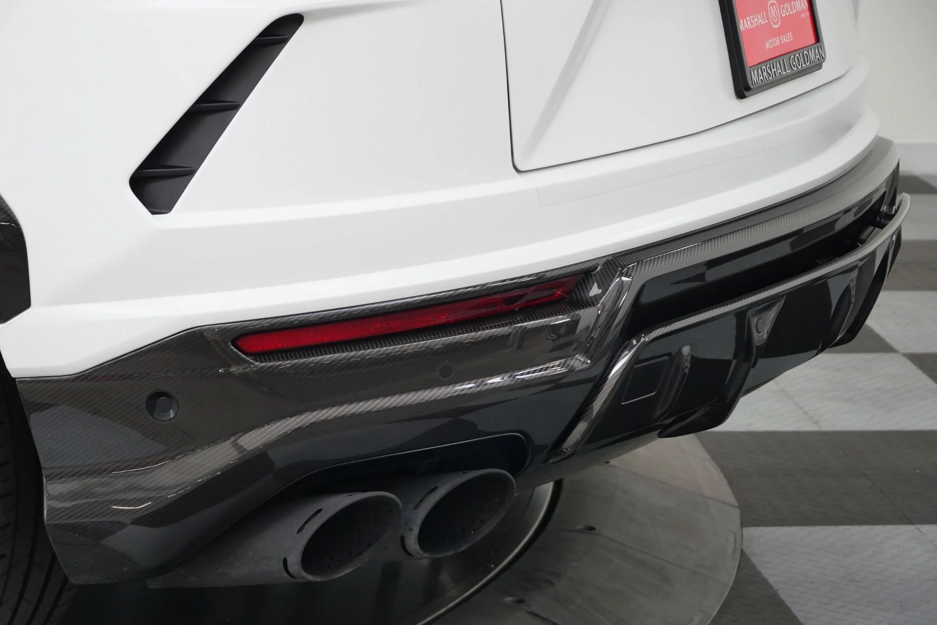 mph045_1239320388_Used_2021_Lamborghini_Urus_Carbon_Fiber_Packs_Inside_and_Out_23_Inch_Wheels_1775930480_7f9a465fdf