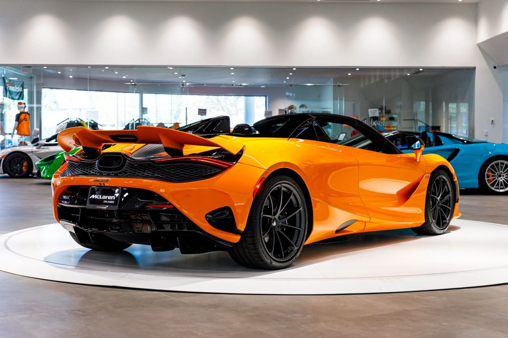 mph045_1241736748_651_p46_l_dd52e335c6