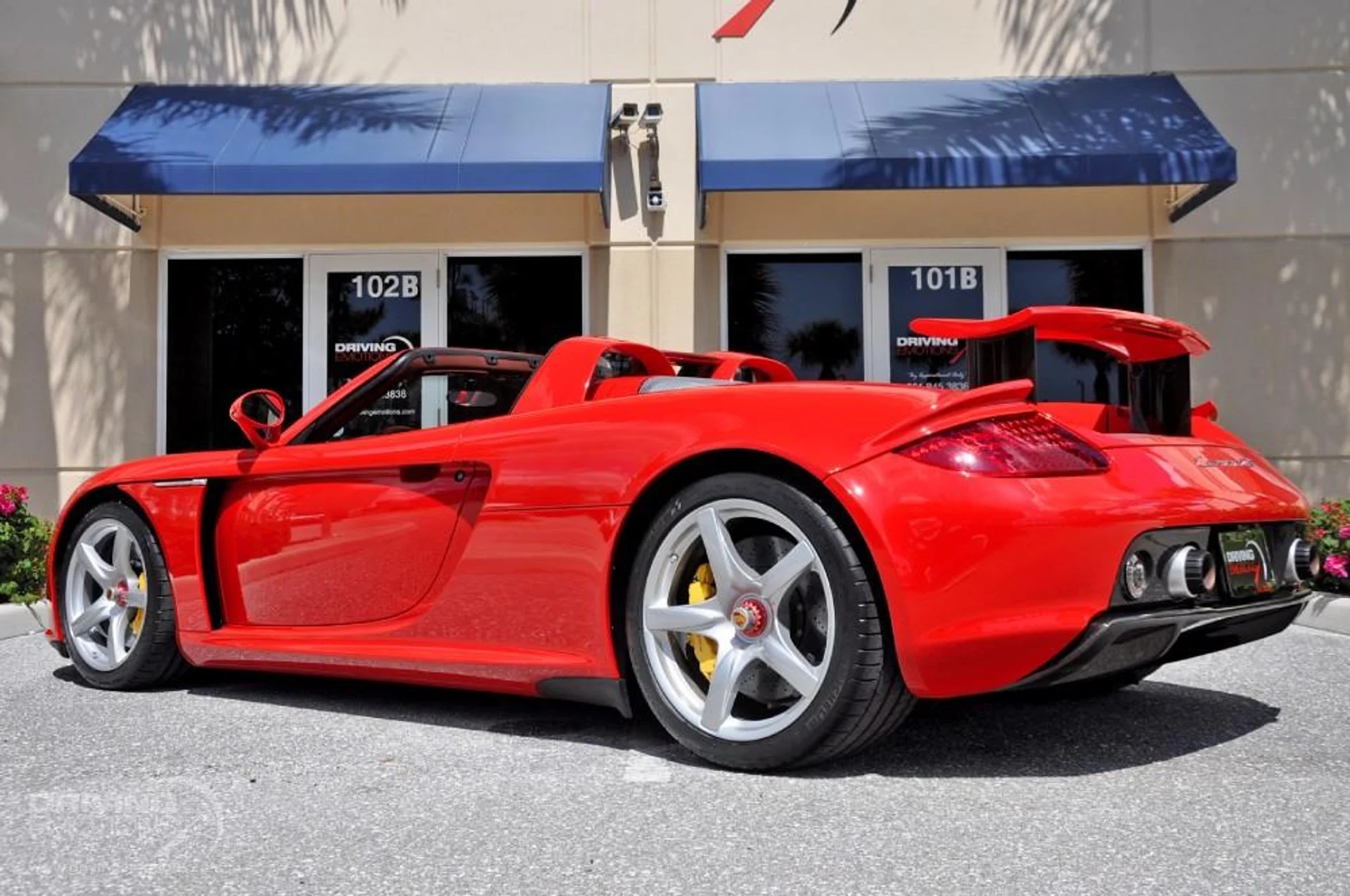 mph045_1246814592_186_p46_l_217c82347b