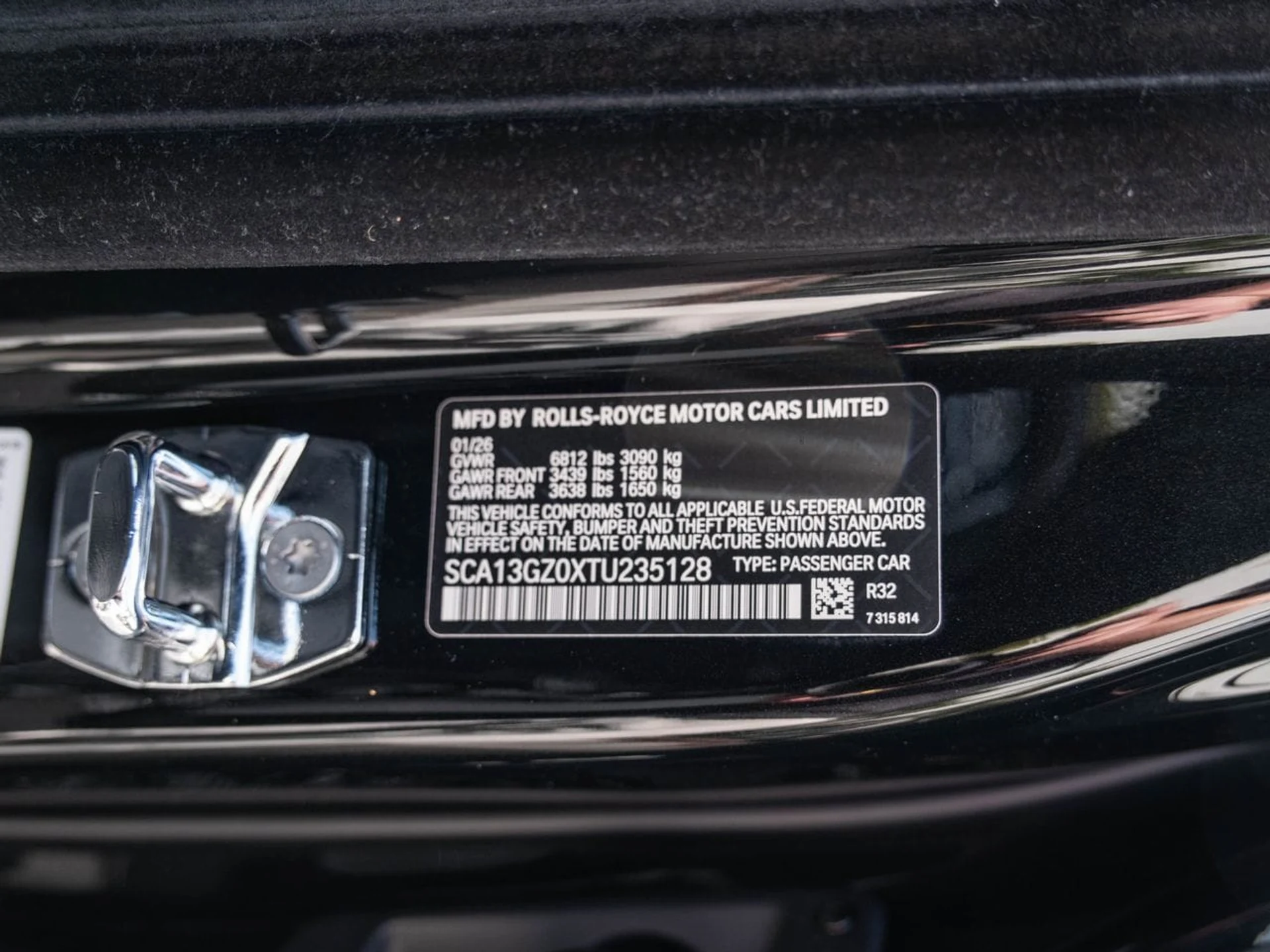 mph045_1273579746_9143b2ac77ba418a792c7ac4d9d8fe67x_eb2af83030