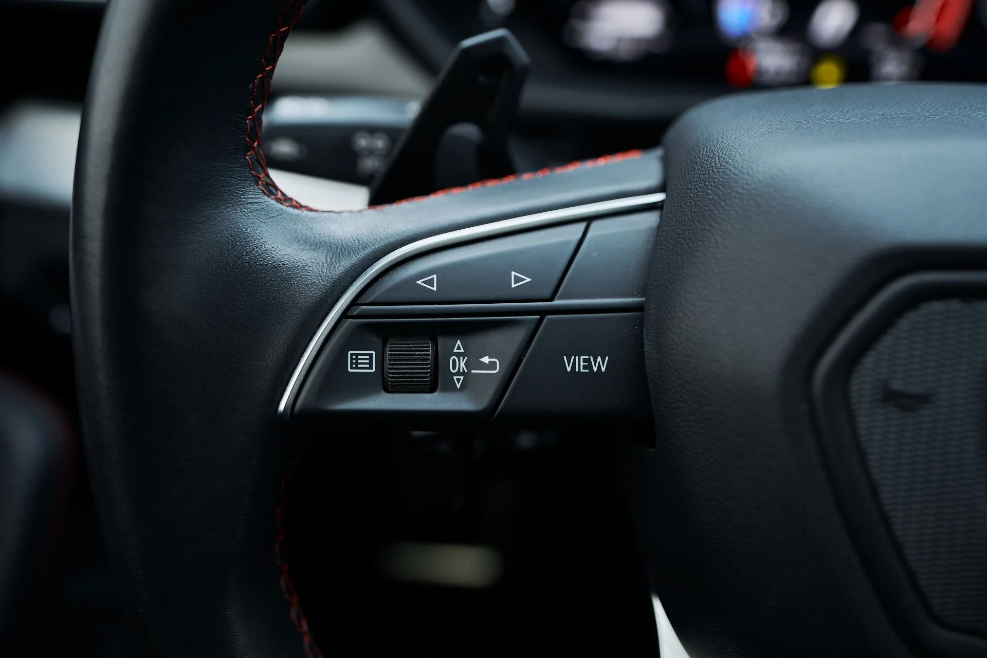 mph045_128209986_Used_2021_Lamborghini_Urus_1763157110_7b0f275b3f