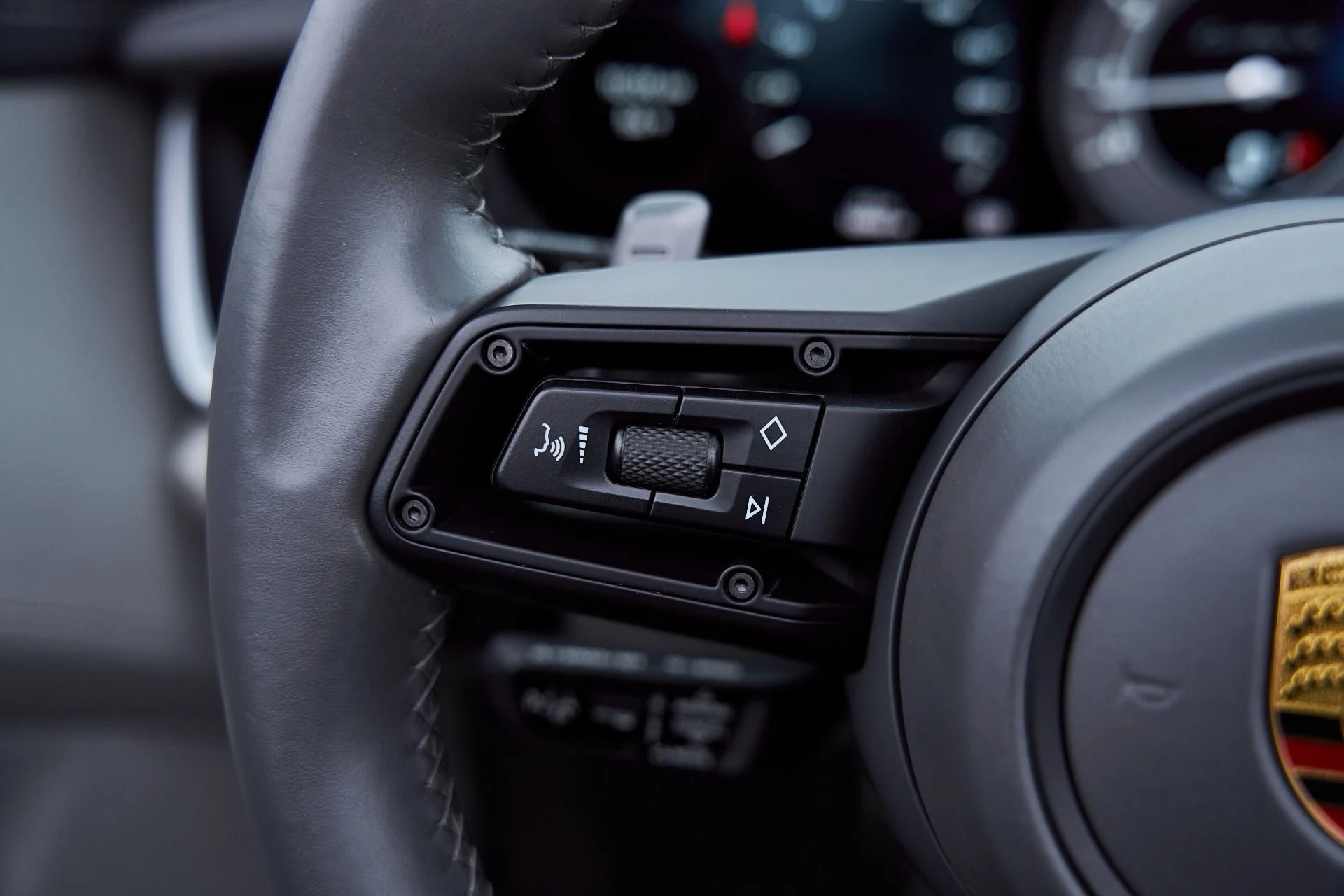 mph045_1287699802_Used_2021_Porsche_911_Turbo_S_1767217471_769b74d701