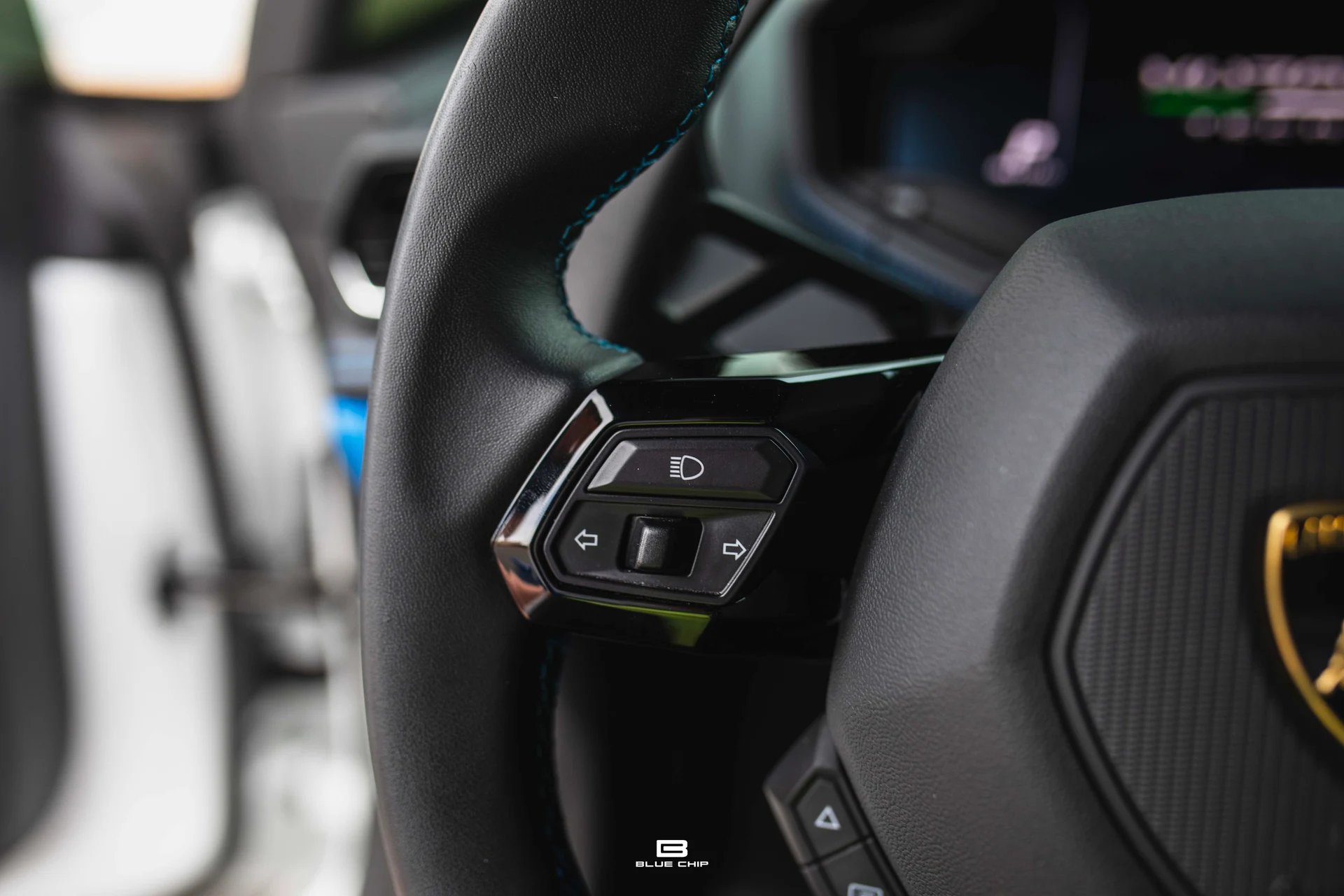 mph045_1292627540_69cefbba5af62a7a8c6e9efc_93_A2974_1a91d56742