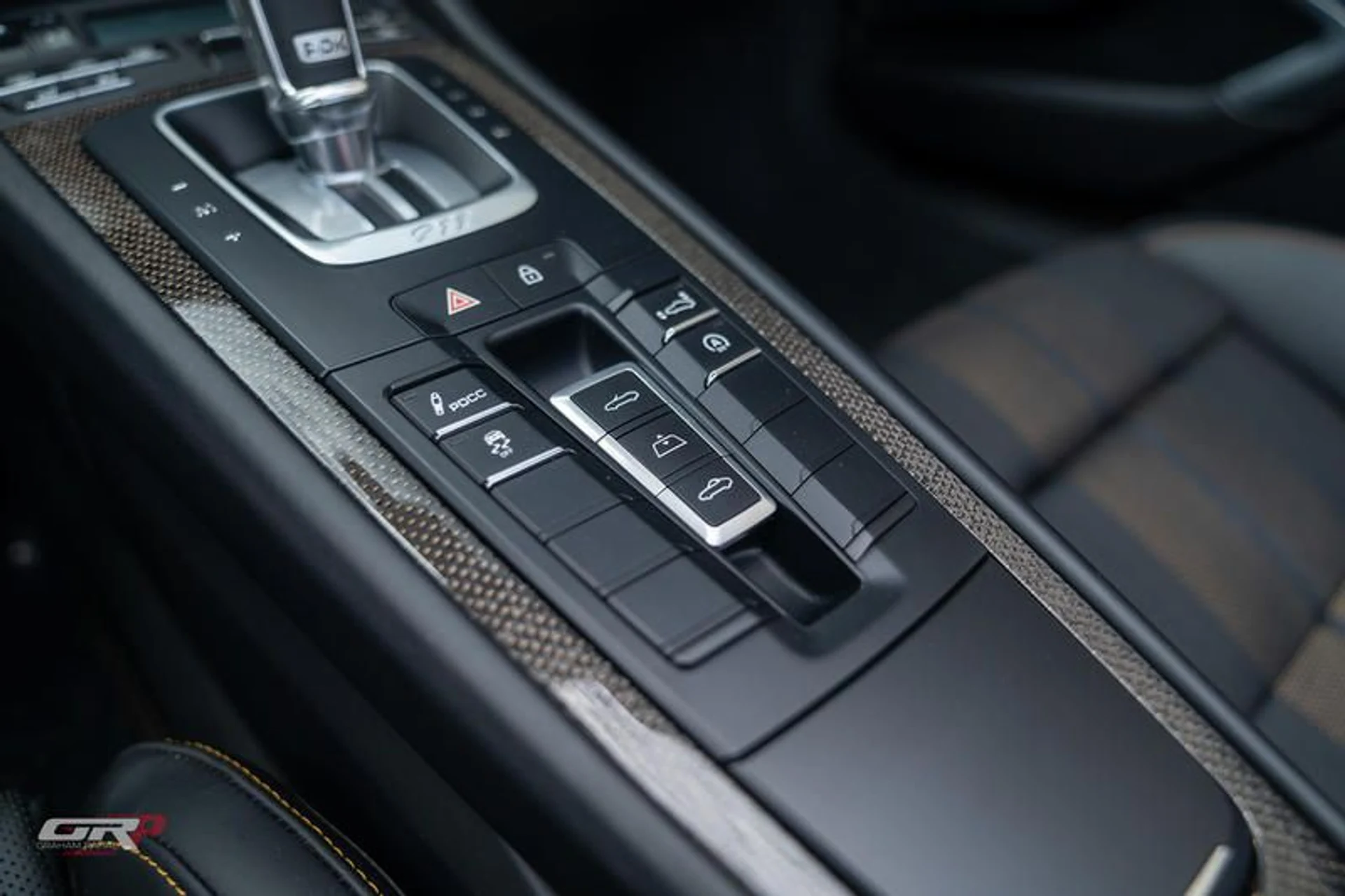 mph045_1294138388_286_D3_F8_E_9_ABE_4375_BA_98_3_BD_0_ACF_39_F5_D_1133c6491e