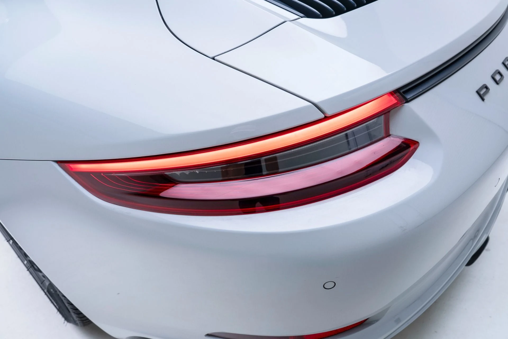 mph045_1301465720_Used_2019_Porsche_911_Carrera_GTS_1780071500_7d817f0353