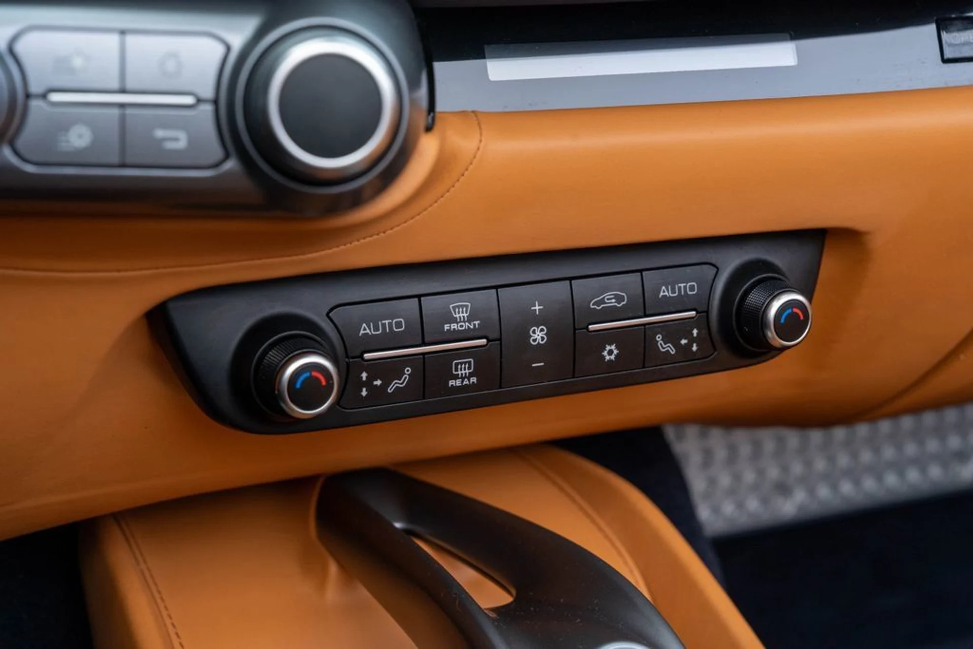 mph045_1305832671_e8e1470fd1c34532af0555205db53f81_dcff7066fa