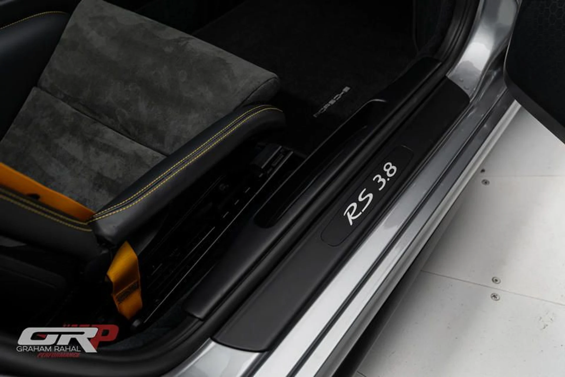 mph045_1311375488_90_B76521_C53_F_49_B5_B26_E_8620_CDD_3_C6_D3_2ae3f07b4b