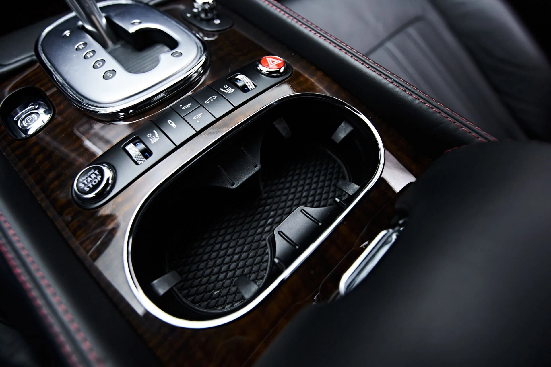 mph045_1324798037_Used_2013_Bentley_Continental_GT_V8_1655423463_b86f7c33c8