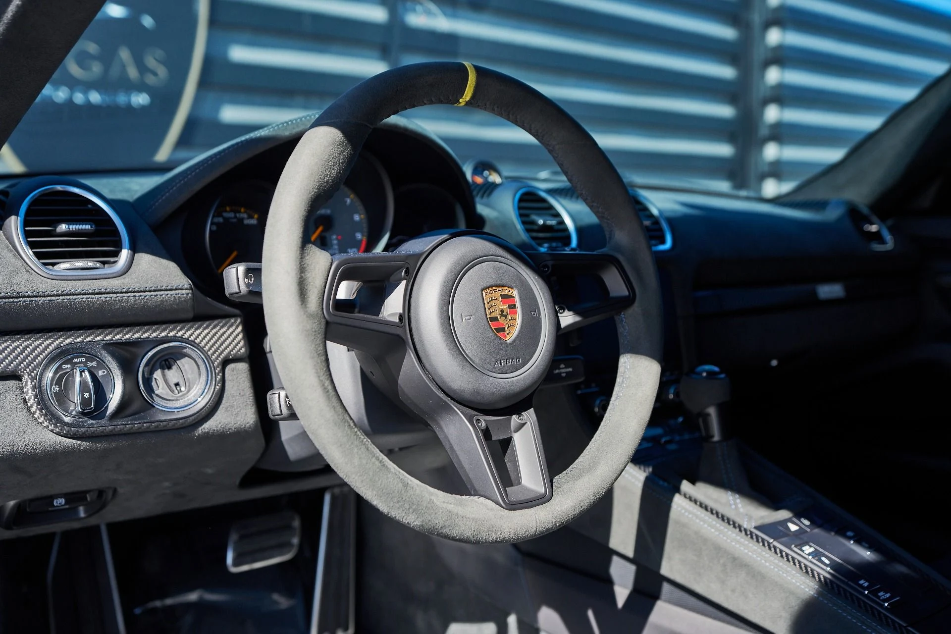 mph045_1350845156_Used_2023_Porsche_718_Cayman_GT_4_RS_1760748927_641e223497