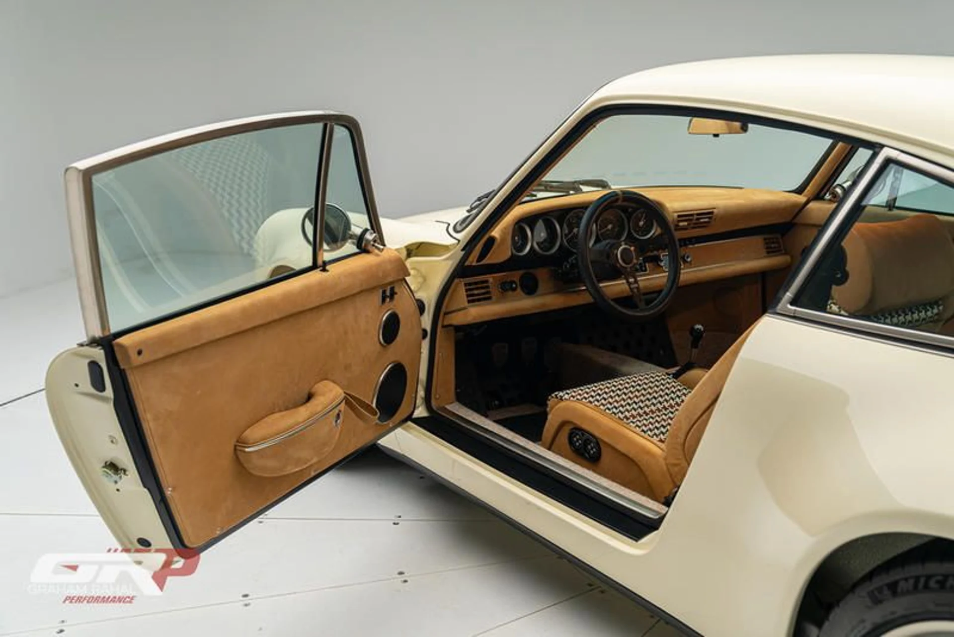 mph045_137467578_0_BFB_0_A57_53_A1_4874_B091_5_DDA_592102_CC_50e52ad715