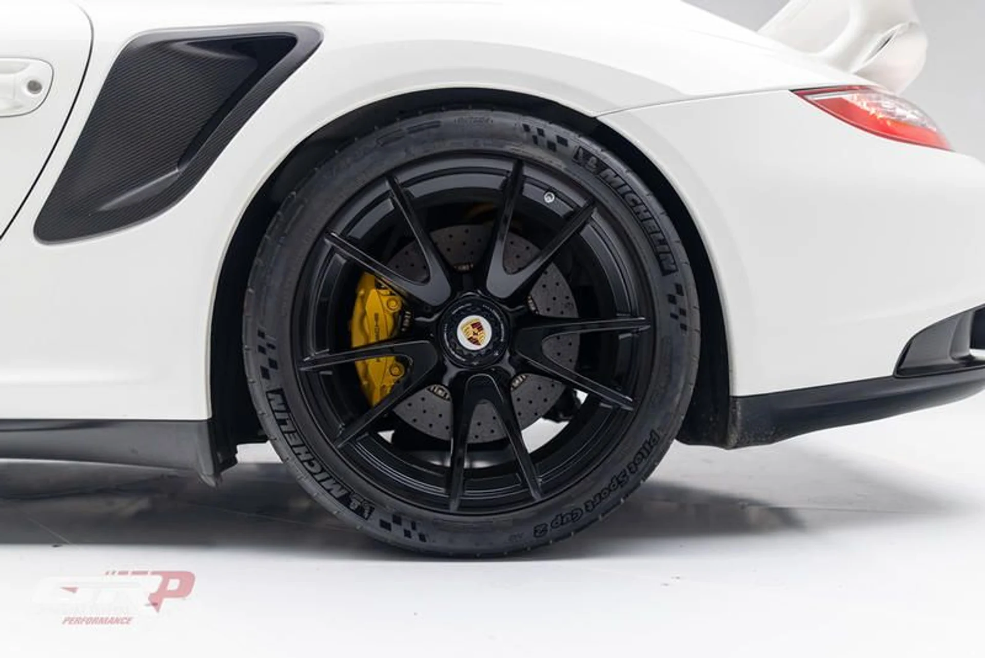 mph045_1399488678_2_FF_30_DD_5_0_FB_6_4_F06_BDFF_2_A4_DF_6894_EAD_66401ff23b