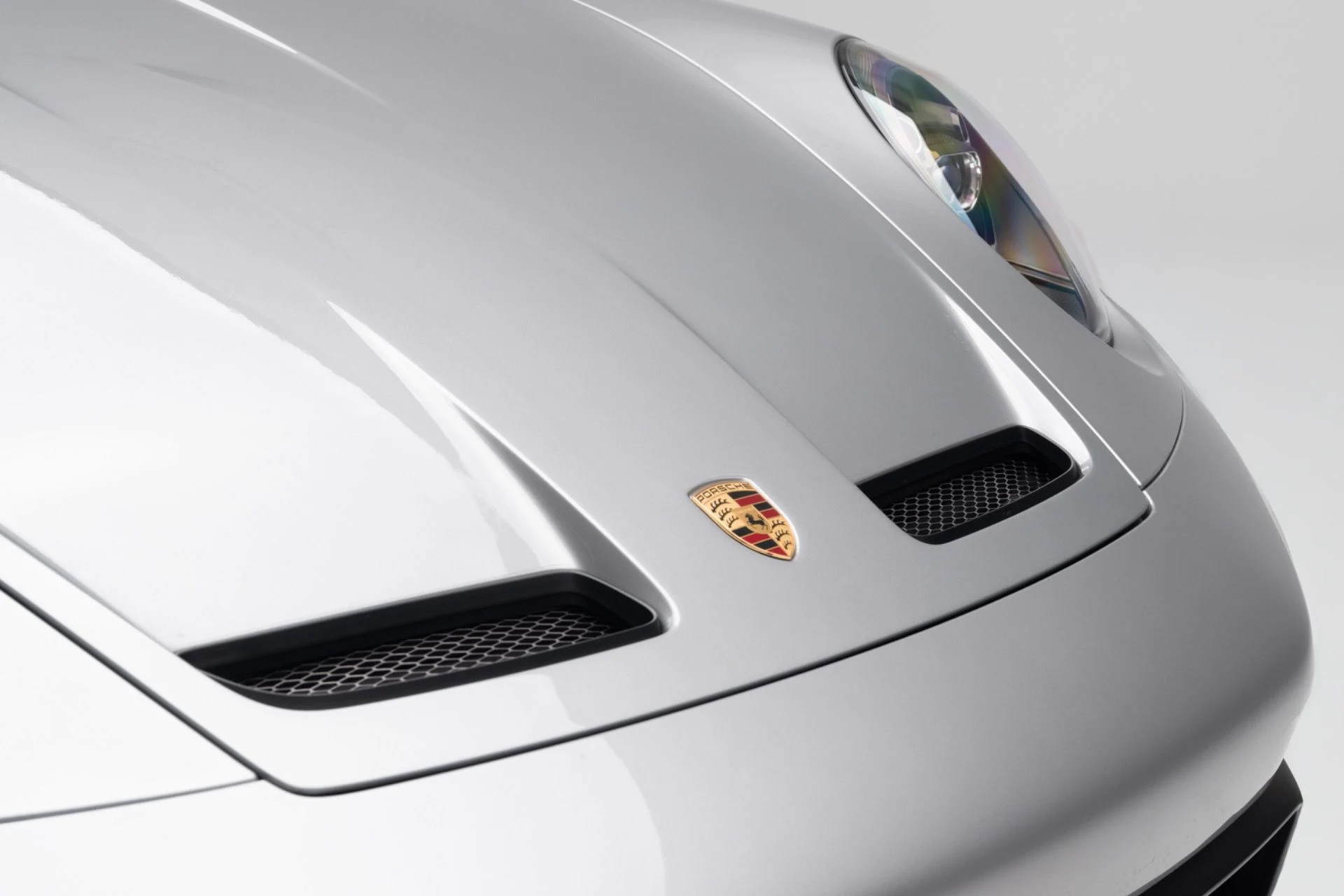 mph045_1402487237_Used_2024_Porsche_911_GT_3_Touring_1776272109_9967d1f9c2